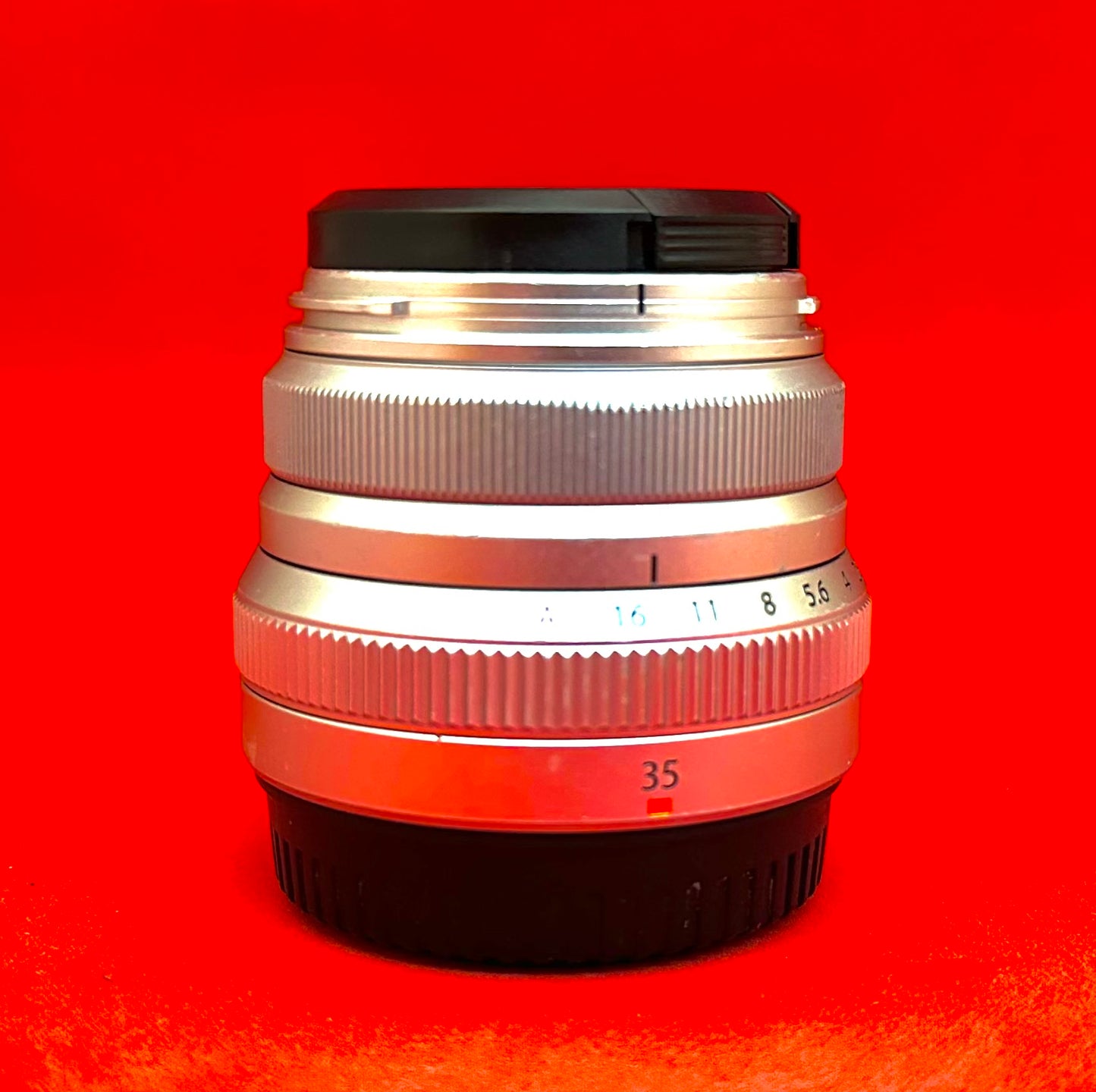 Fujifilm XF 35mm f/2 R WR Lens silver (used)
