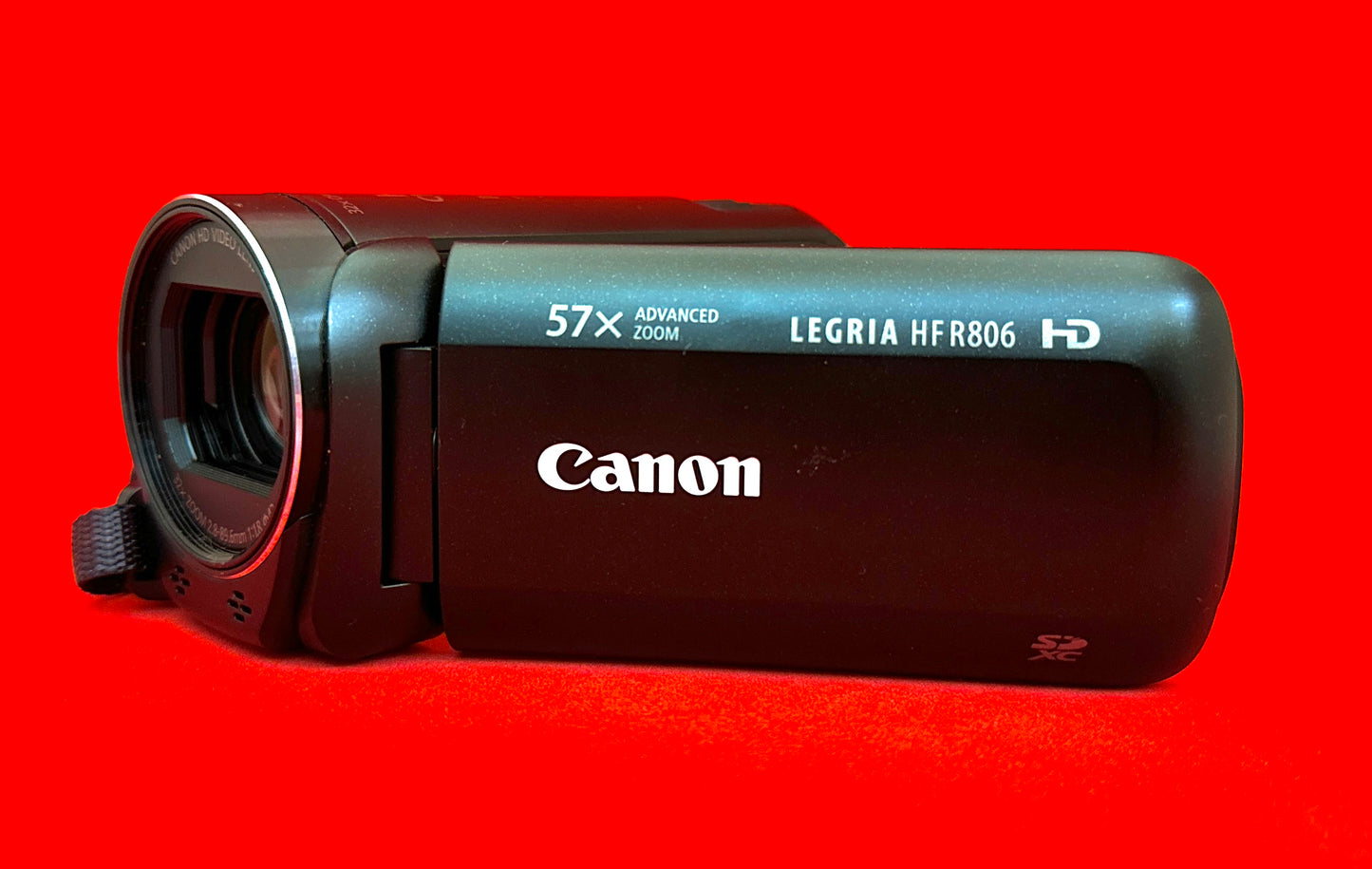 Canon Legria HF R806 Full HD
Handheld Camcorder black. (Used)