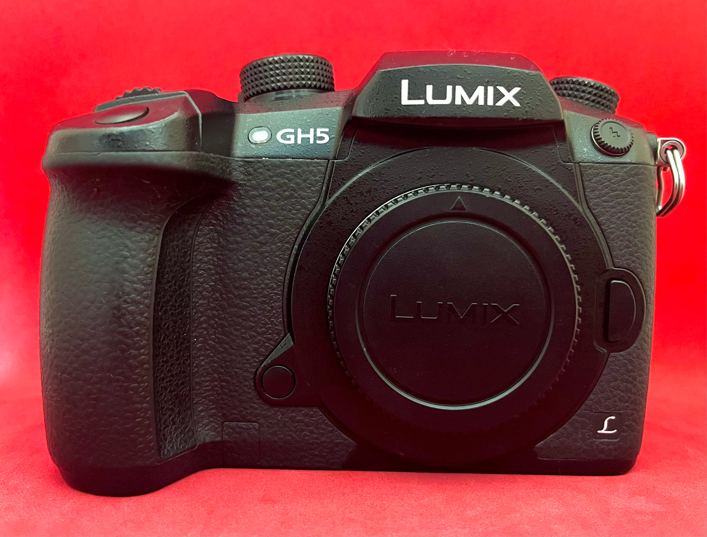 Panasonic Lumix GH5 4K Digital Camera Body (Used)