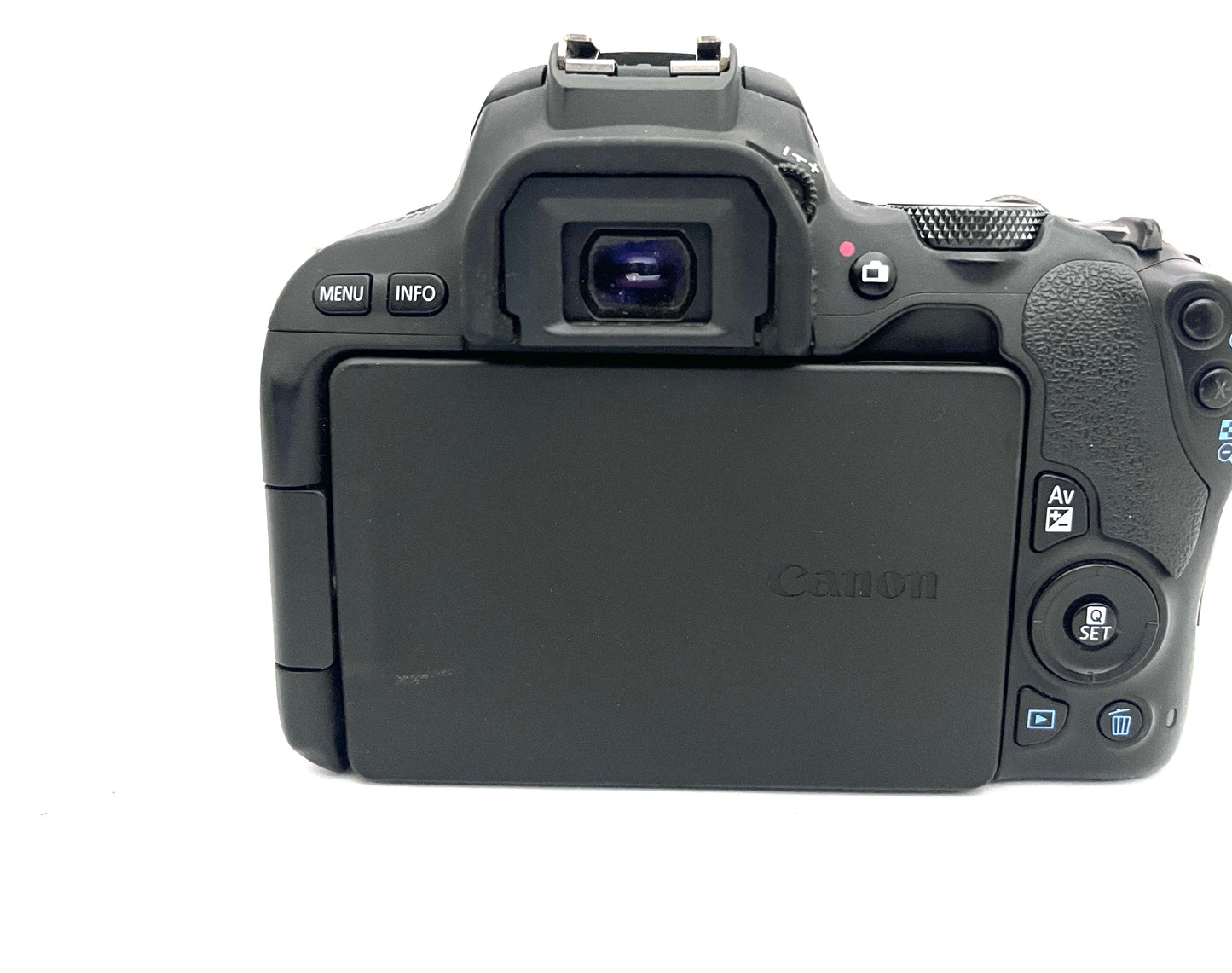Canon 200D with 18-55mm Lens STM (pre-owned)