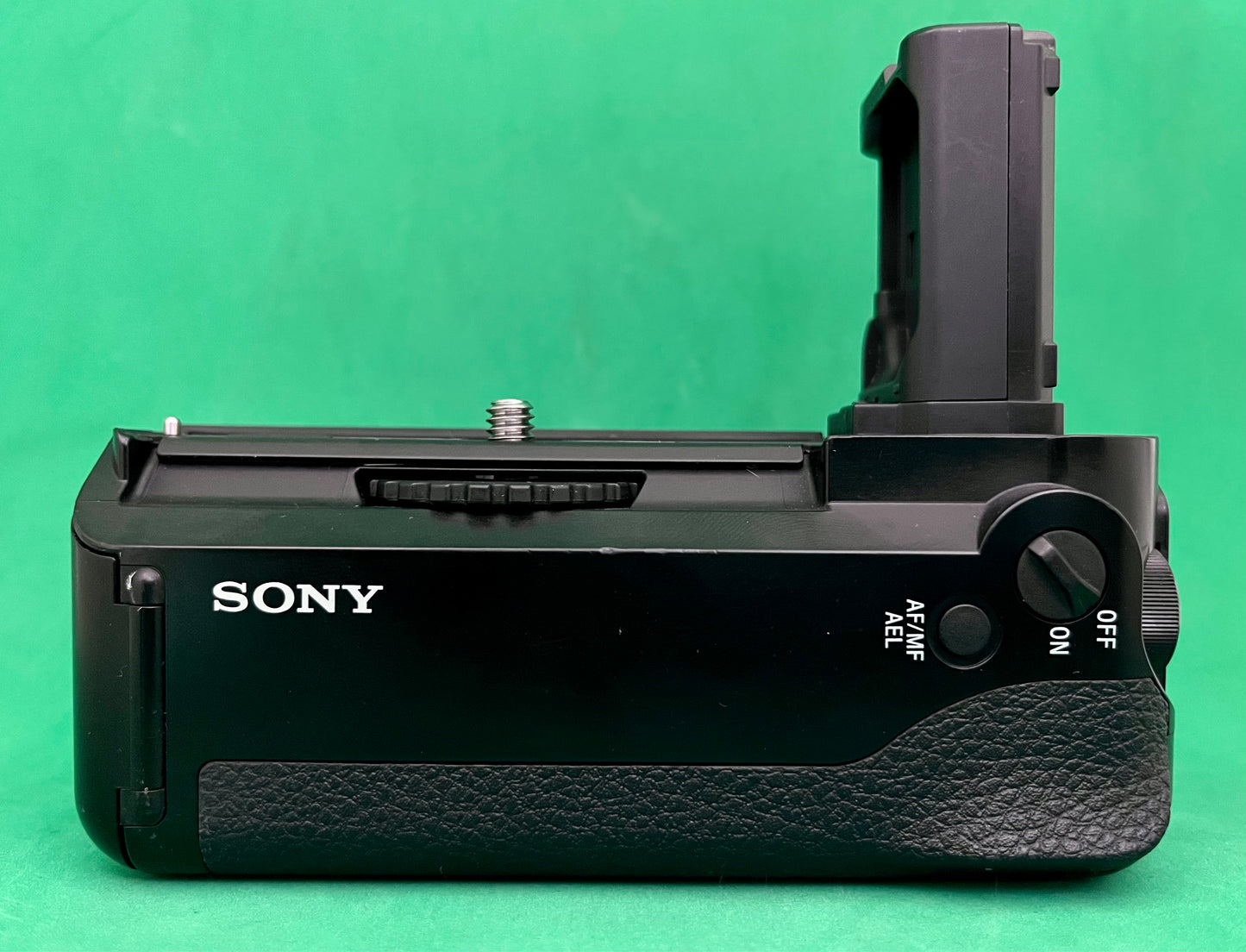 Sony VG-C1EM Vertical Battery Grip for Alpha a7/a7R/a7S Digital Camera (used)
