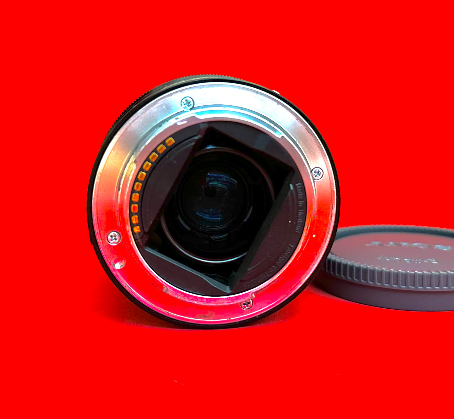 Sony FE 28mm f/2 Lens (used)