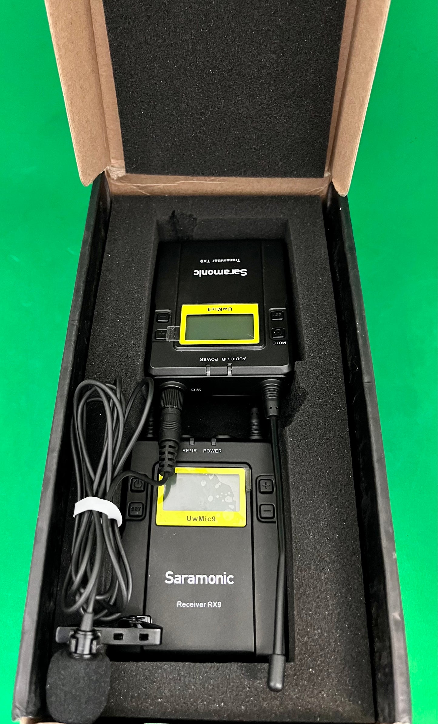 Saramonic UwMIC9 RX9+TX9 UHF Wireless Mic System, Dual-Channel Receiver (used)