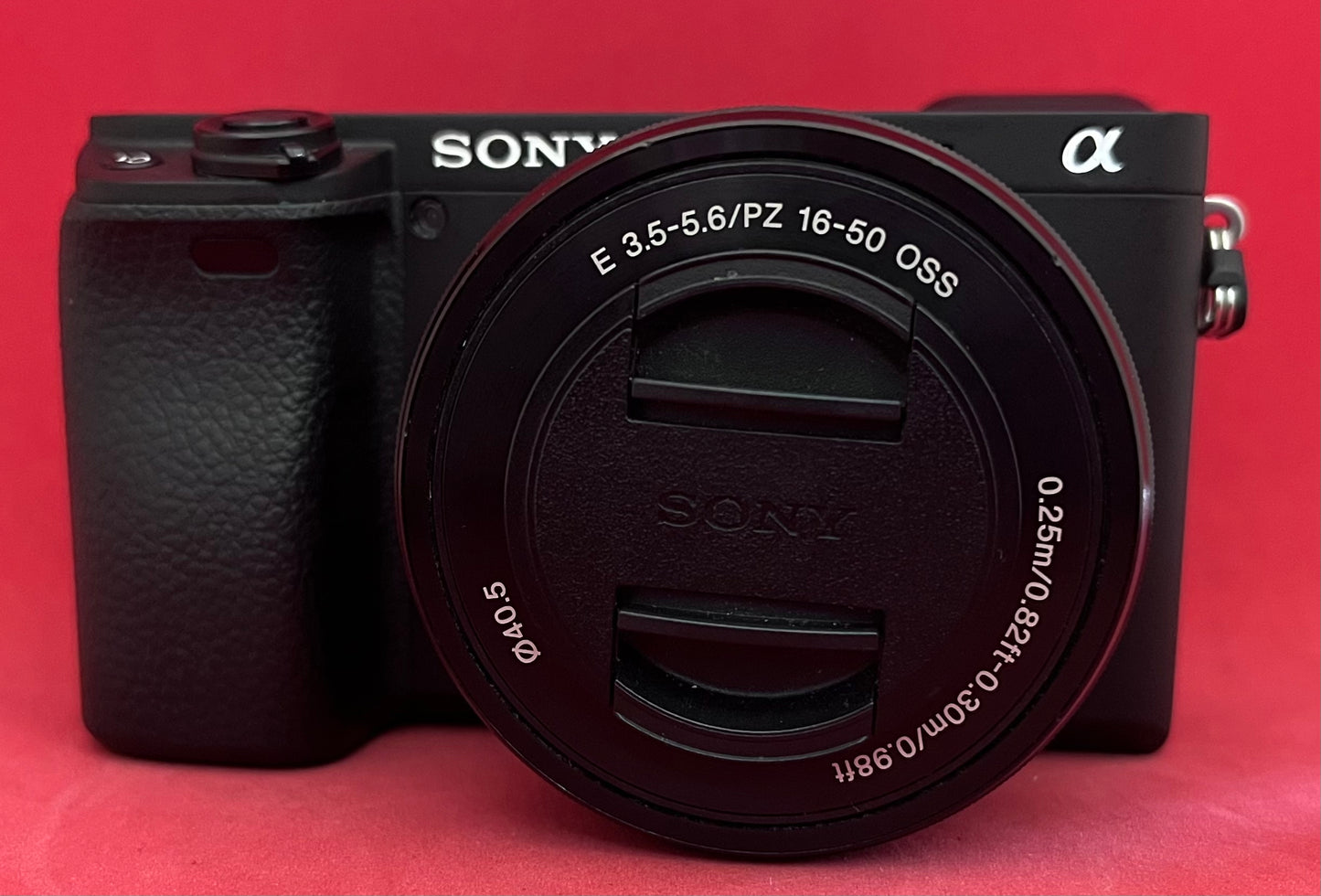Sony Alpha a6400 Mirrorless Digital Camera with 16-50mm Lens (used)