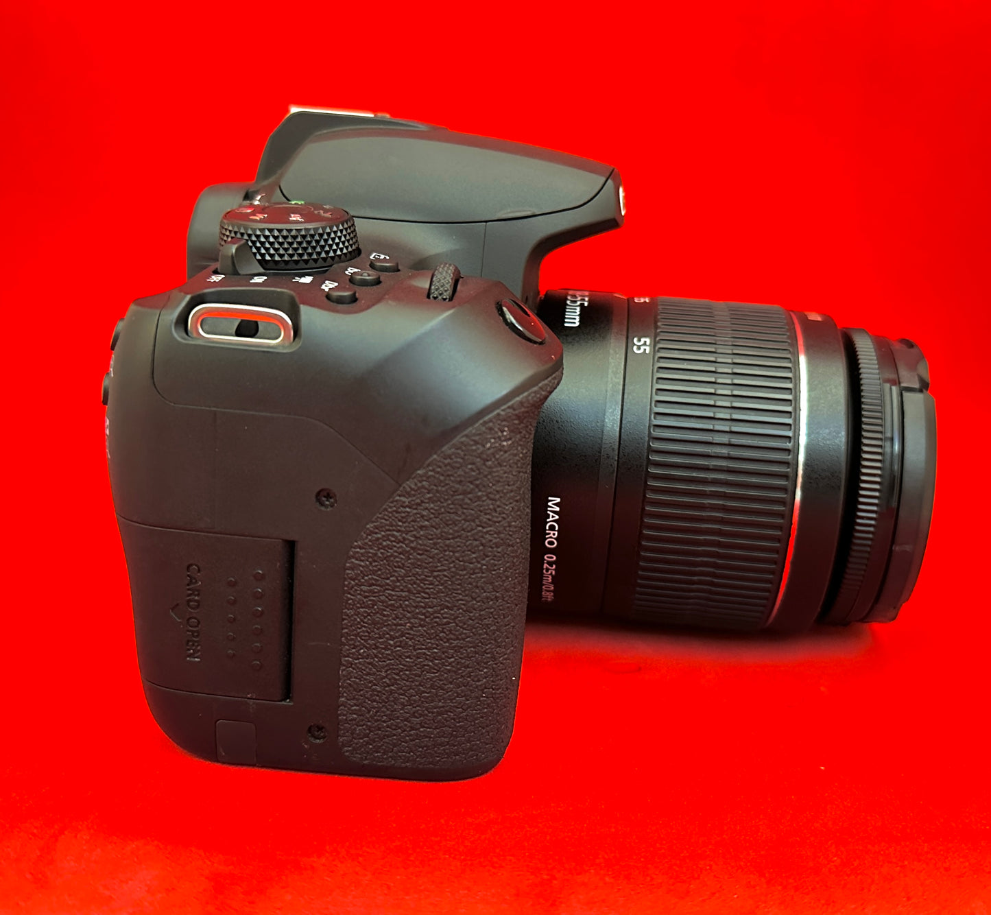 Canon EOS 850D DSLR Camera with 18-55mm IS STM Lens (used)