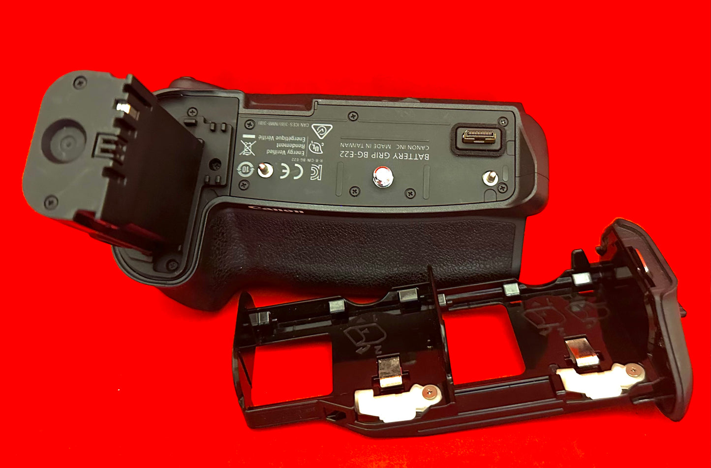 Canon BG-E22 Battery Grip for EOS R (used)