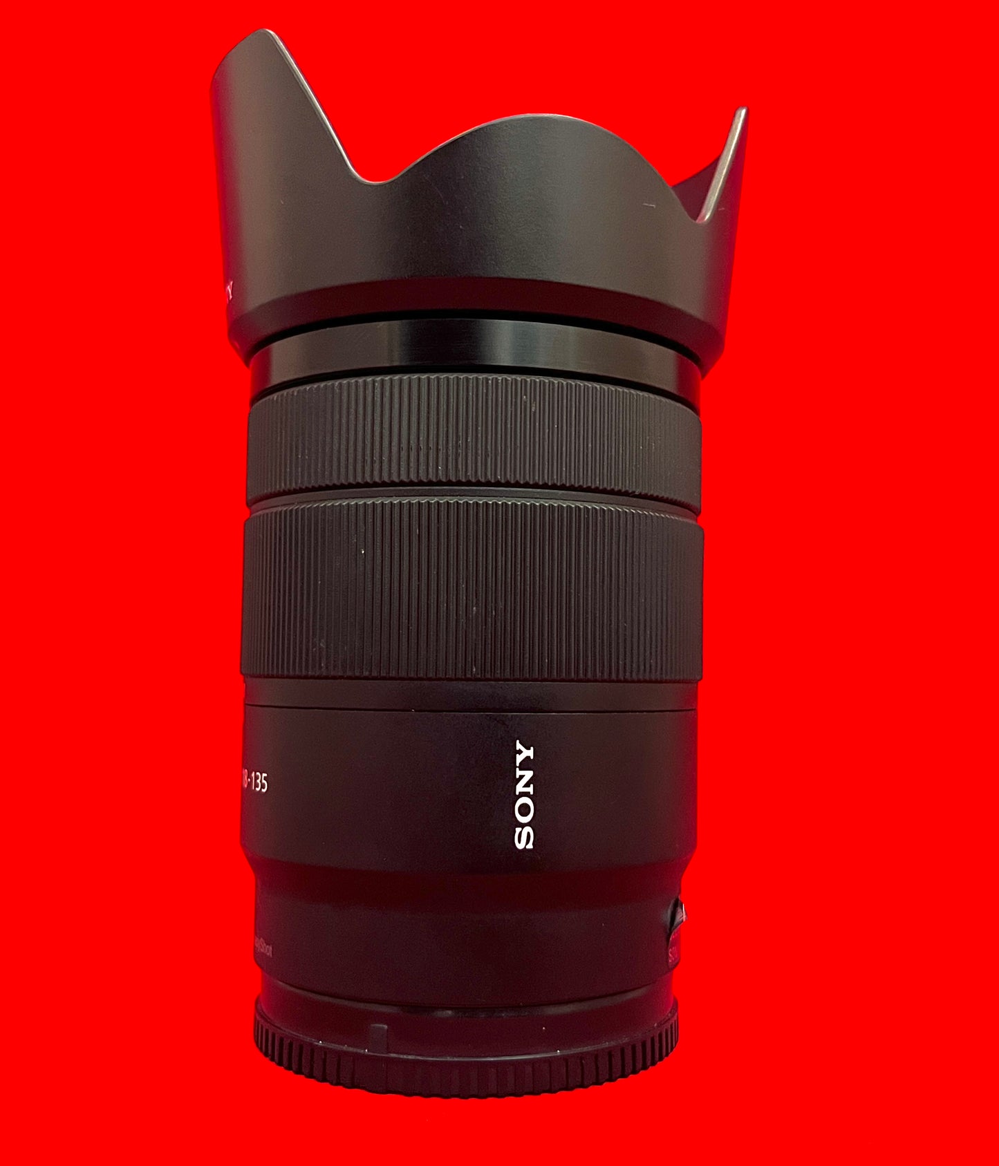 Sony E 18-135mm f/3.5-5.6 OSS Lens (used)