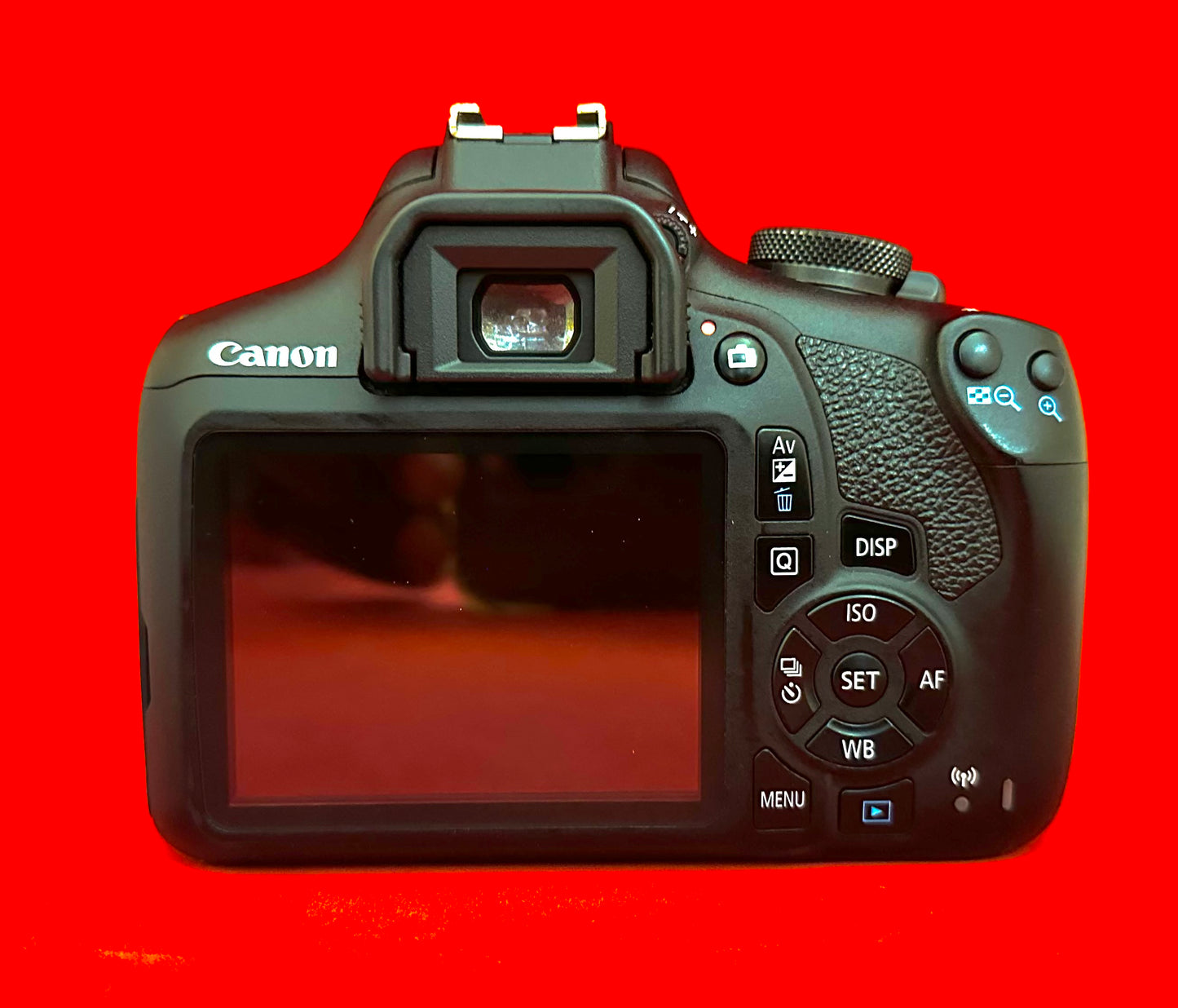 Canon EOS 1500D 24.1MP DSLR Camera 18-55 mm (used)