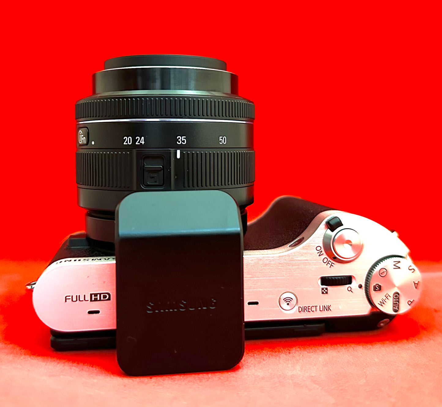 Samsung NX300 Mirrorless Camera and 12-50mm Lens (used)