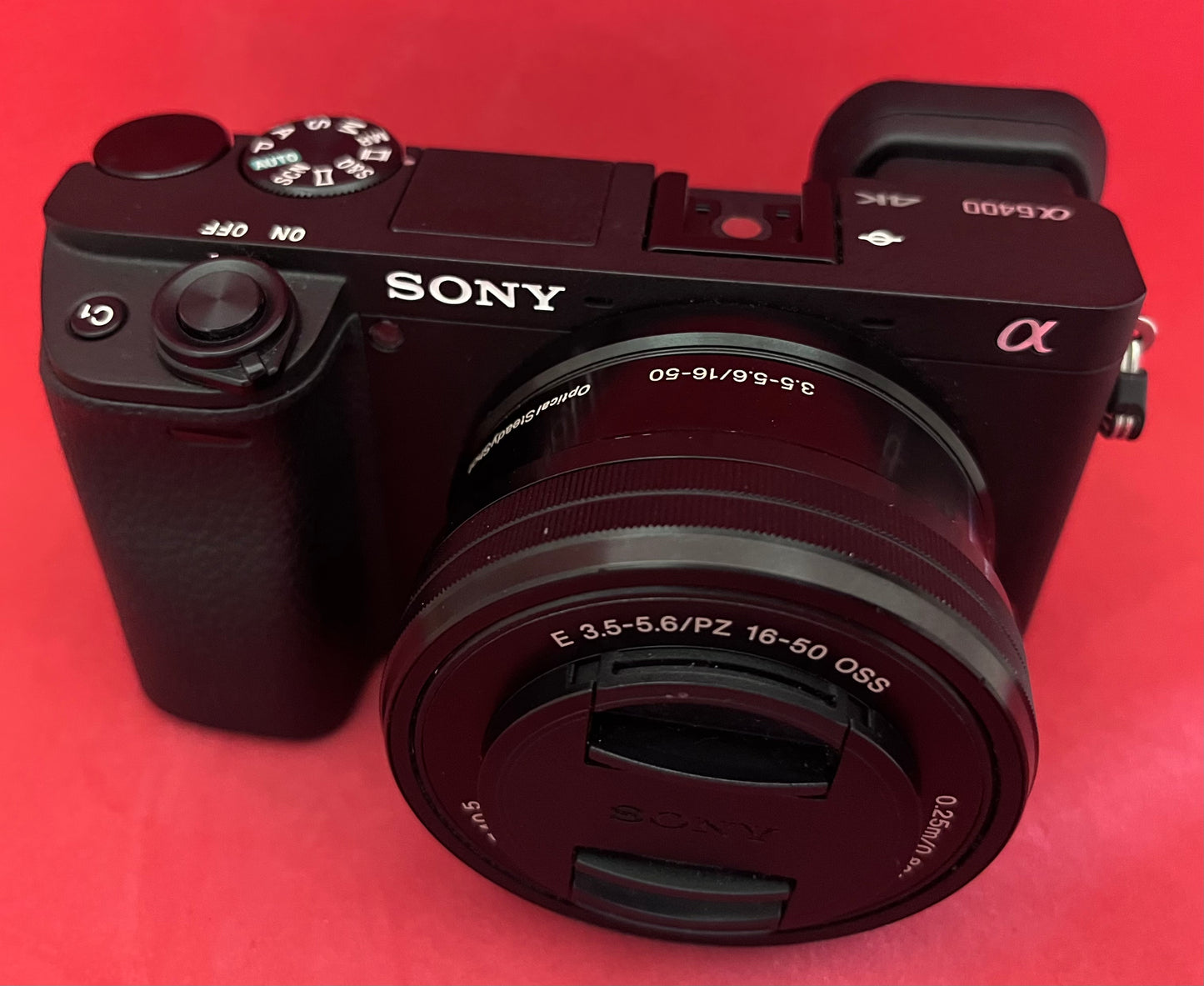 Sony Alpha a6400 Mirrorless Digital Camera with 16-50mm Lens (used)
