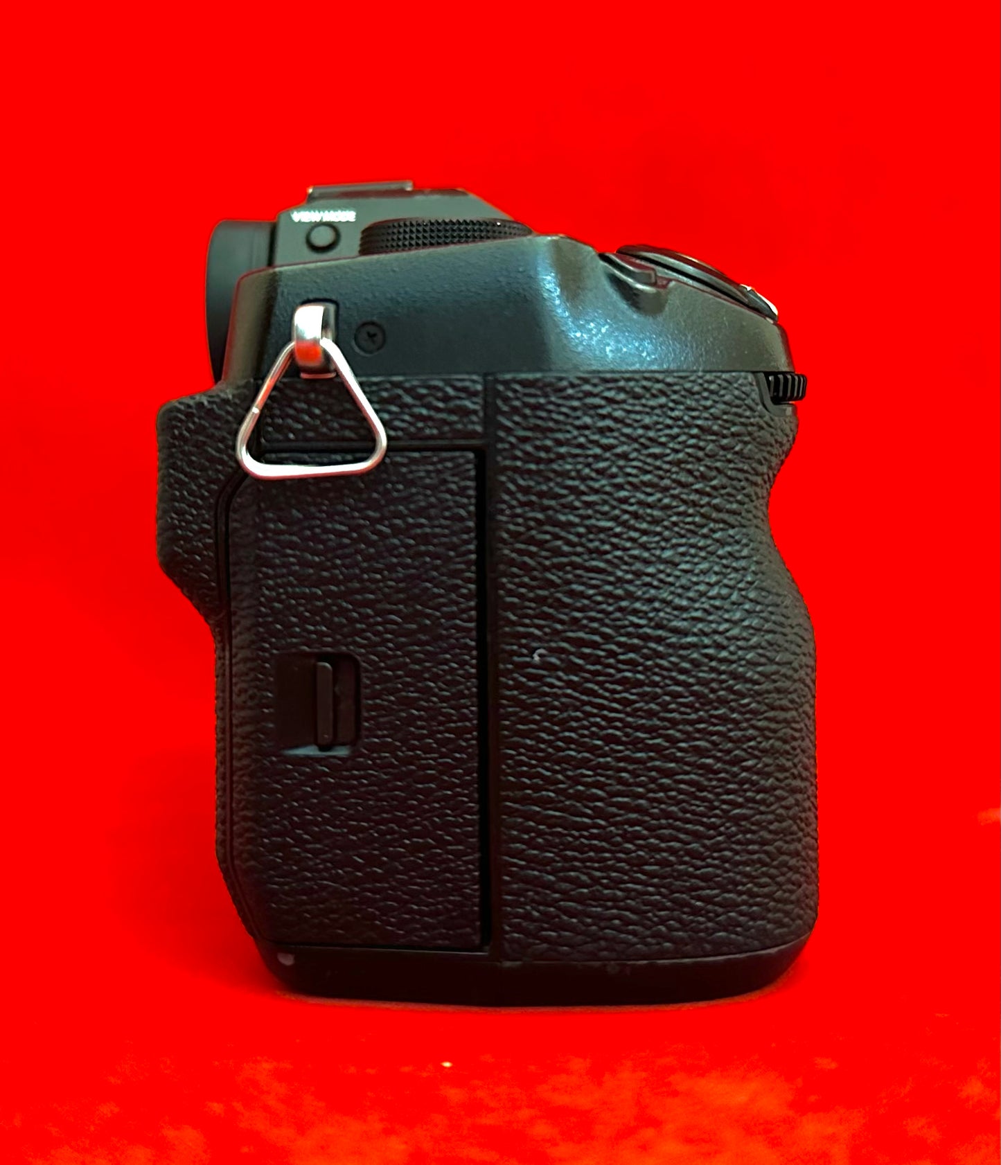 Fujifilm X-H1 Mirrorless Digital Camera Body only (used)