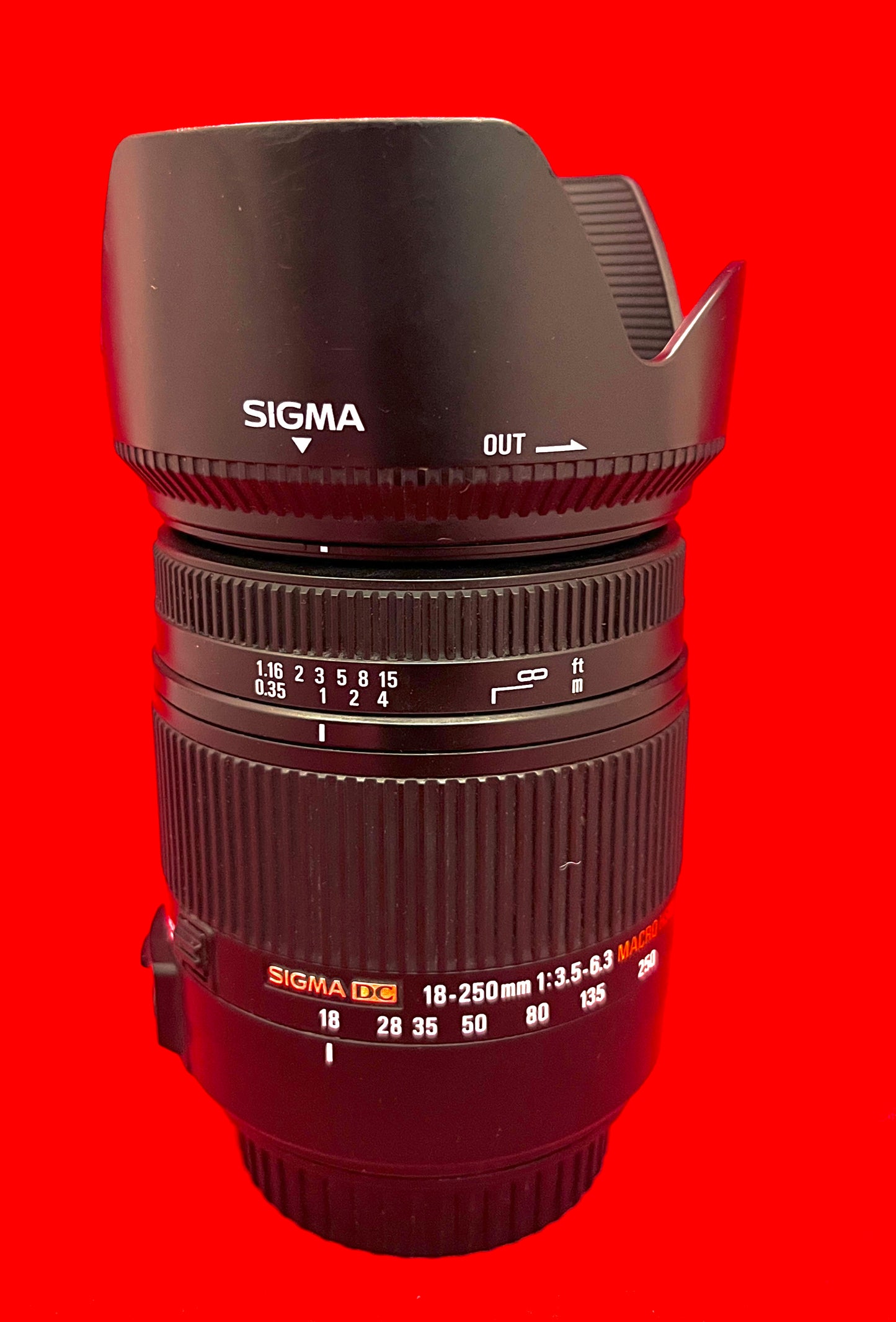 Sigma 18-250mm f3.5-6.3 DC Macro OS HSM for Canon (used)