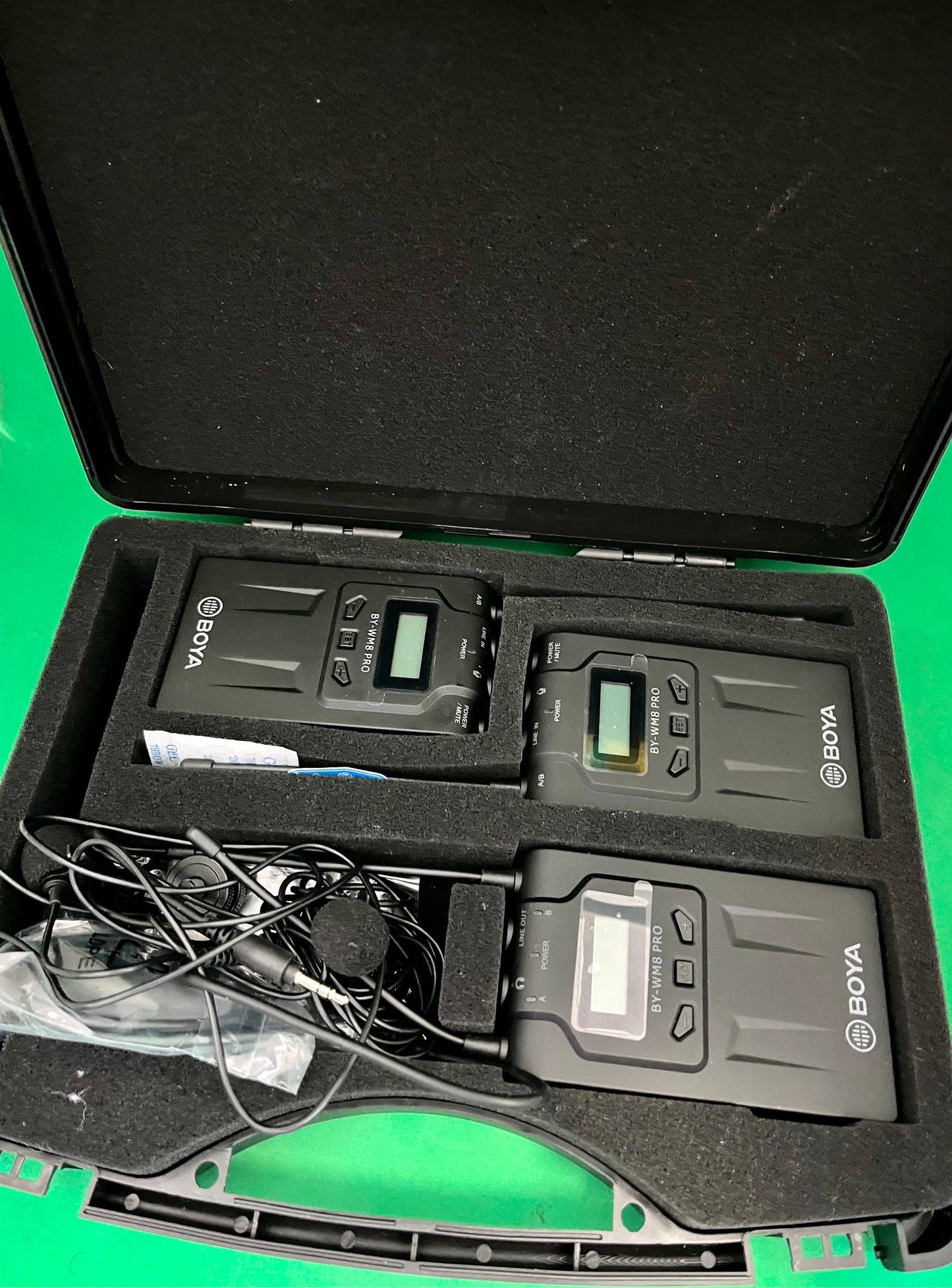 BOYA BY-WM8 Pro-K2 UHF Dual-Channel Wireless Lavalier System (used)