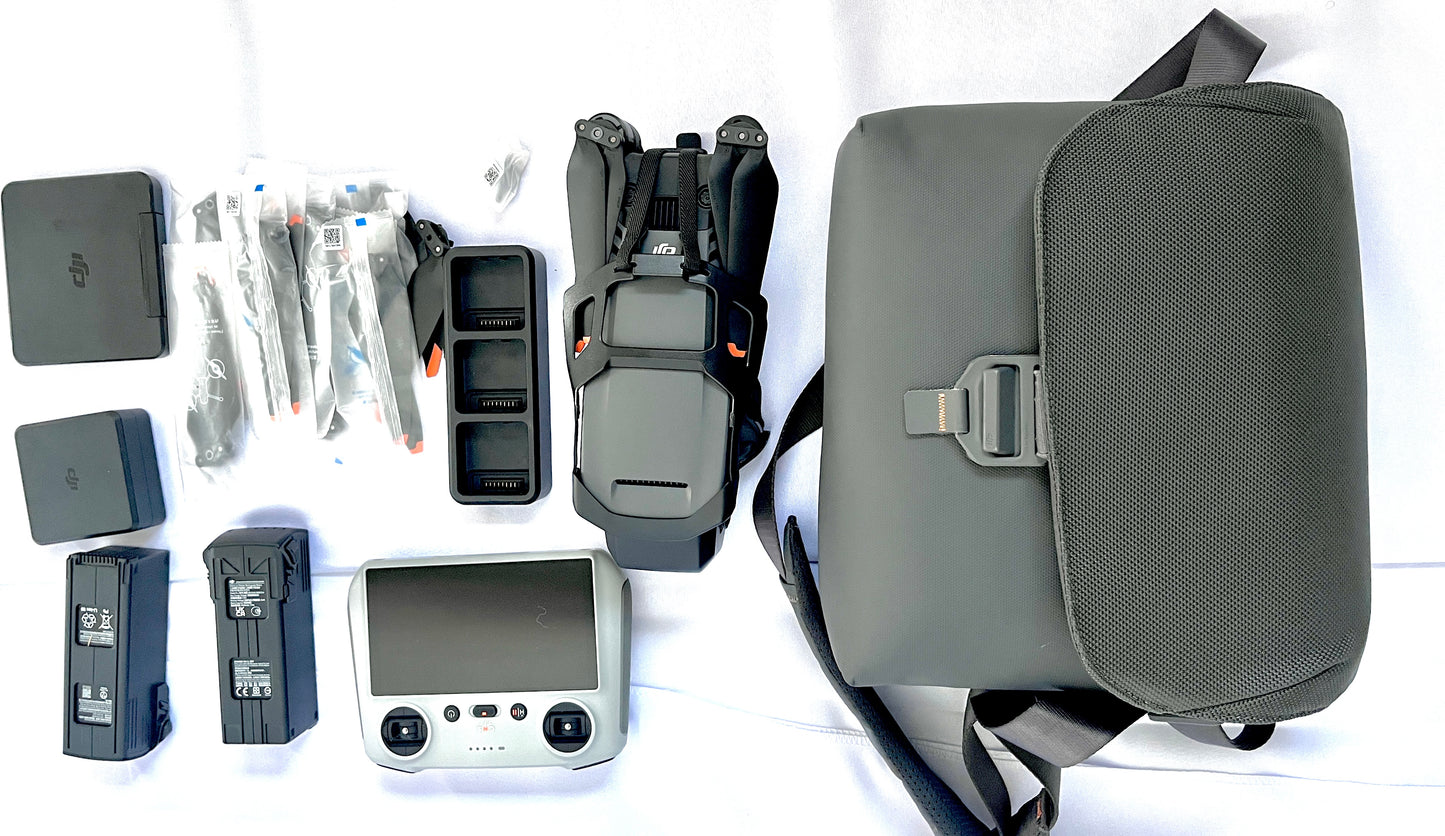 DJI Mavic 3 Pro Fly More Combo with RC Controller (used)
