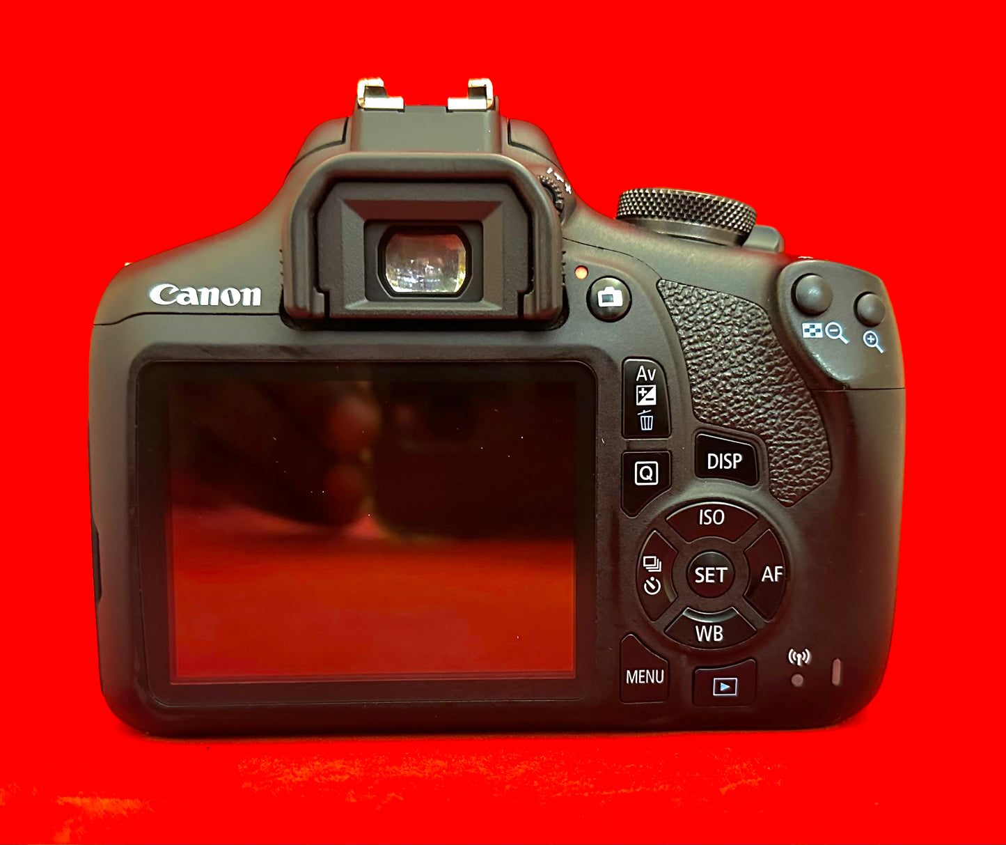 Canon EOS 1500D 24.1MP DSLR Camera 18-55 mm (used)
