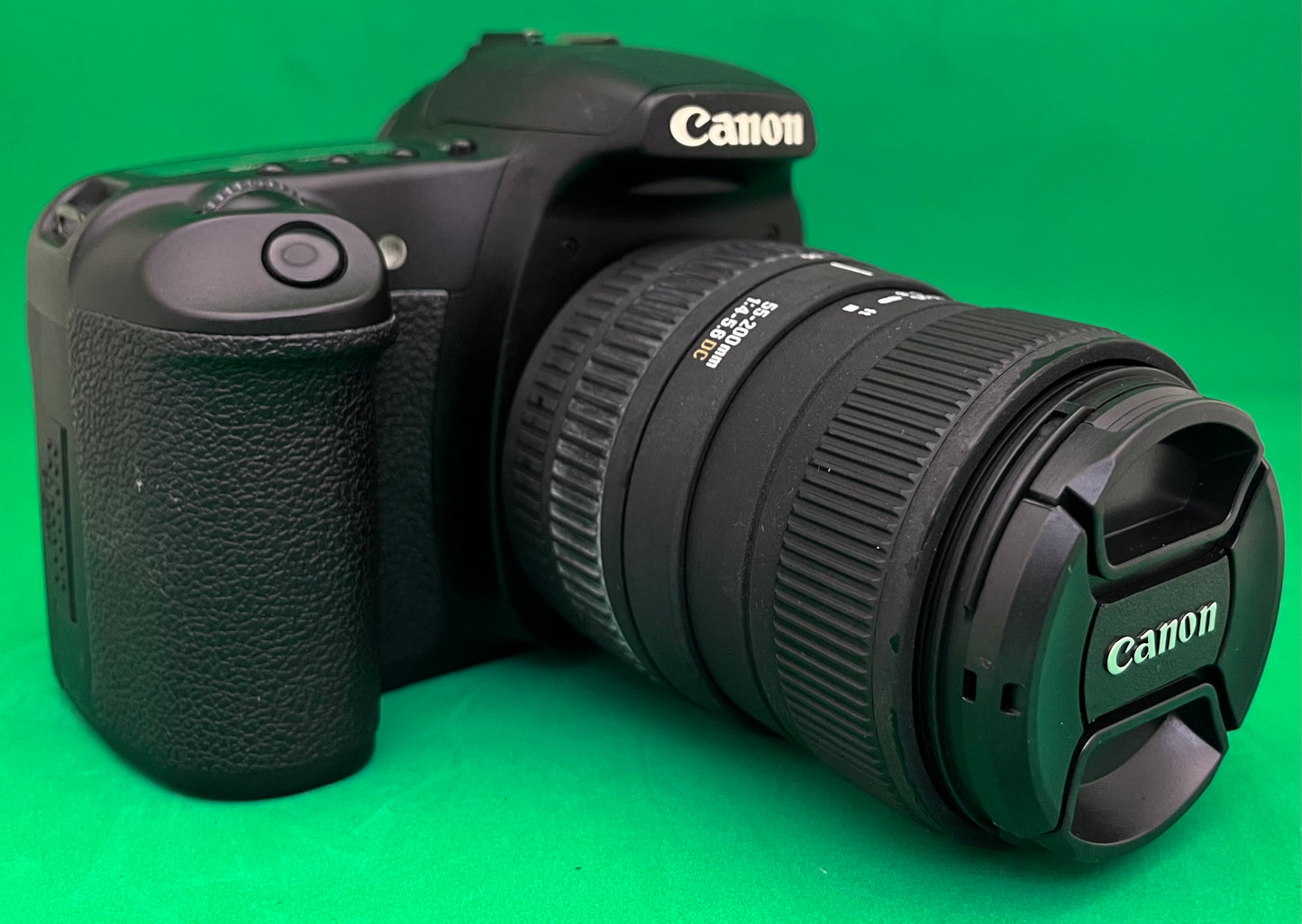 Canon EOS 30D Digital SLR Camera Body + Lens 55-200mm sigma (used)