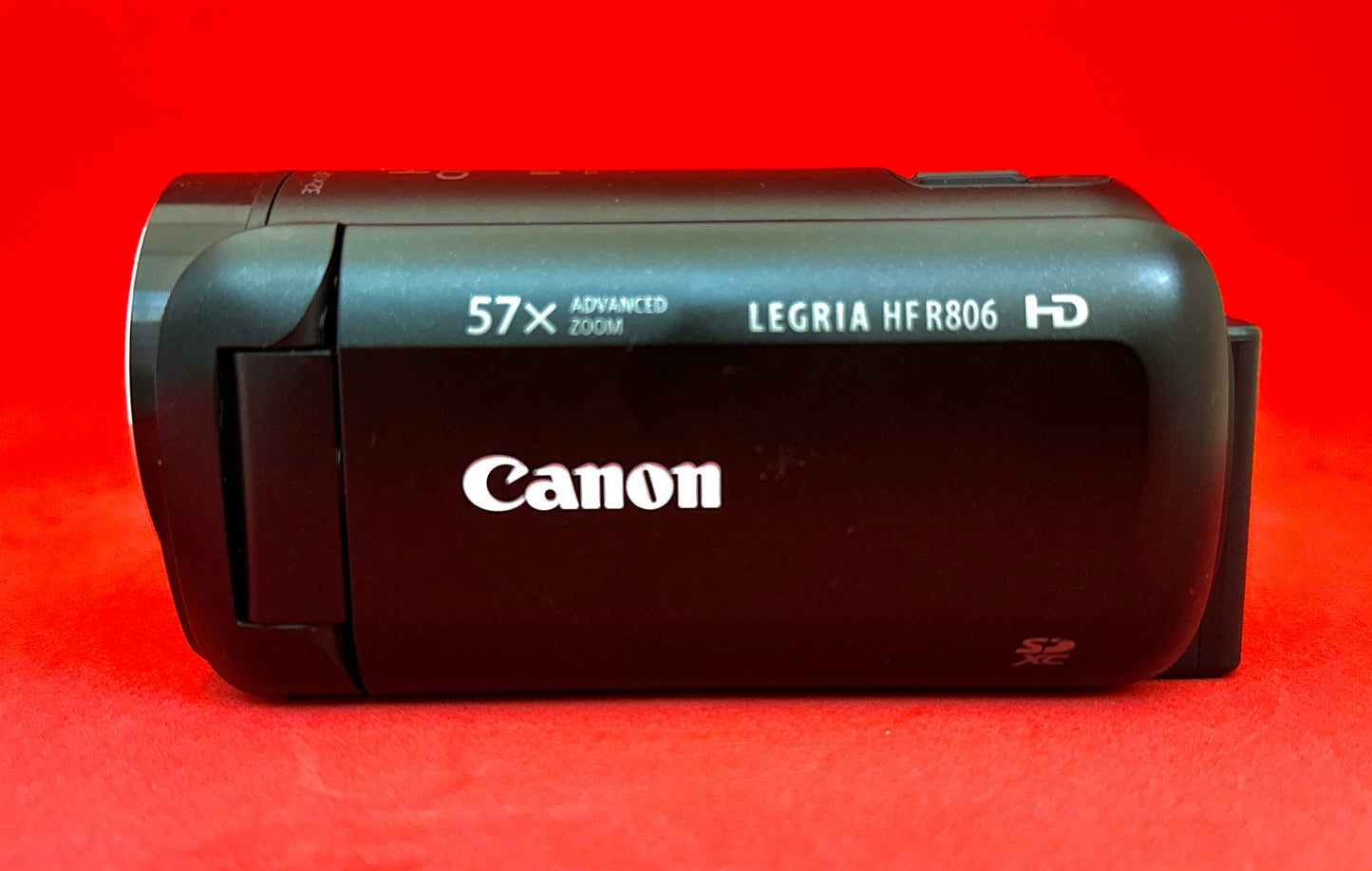 Canon Legria HF R806 Full HD
Handheld Camcorder black. (Used)
