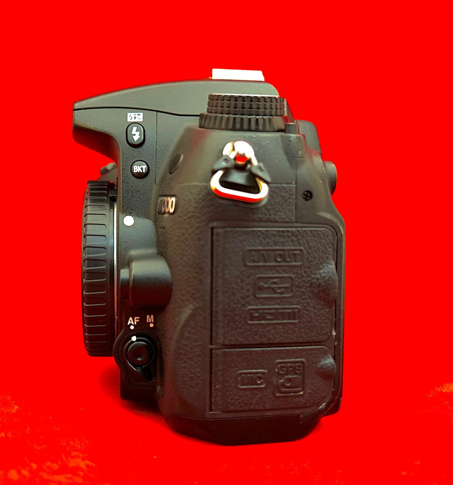 NIKON D7000 BODY (used)