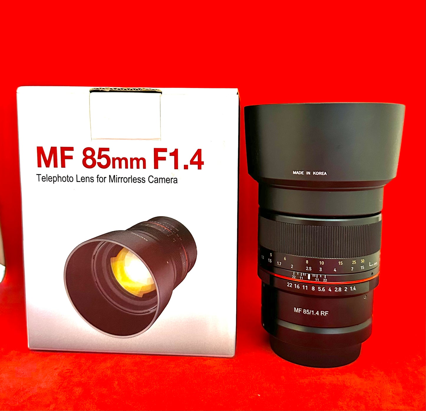 Samyang RF 85mm F1.4 MF Manual Focus Lens for Canon RF Full Frame mirrorless camera (Used)
