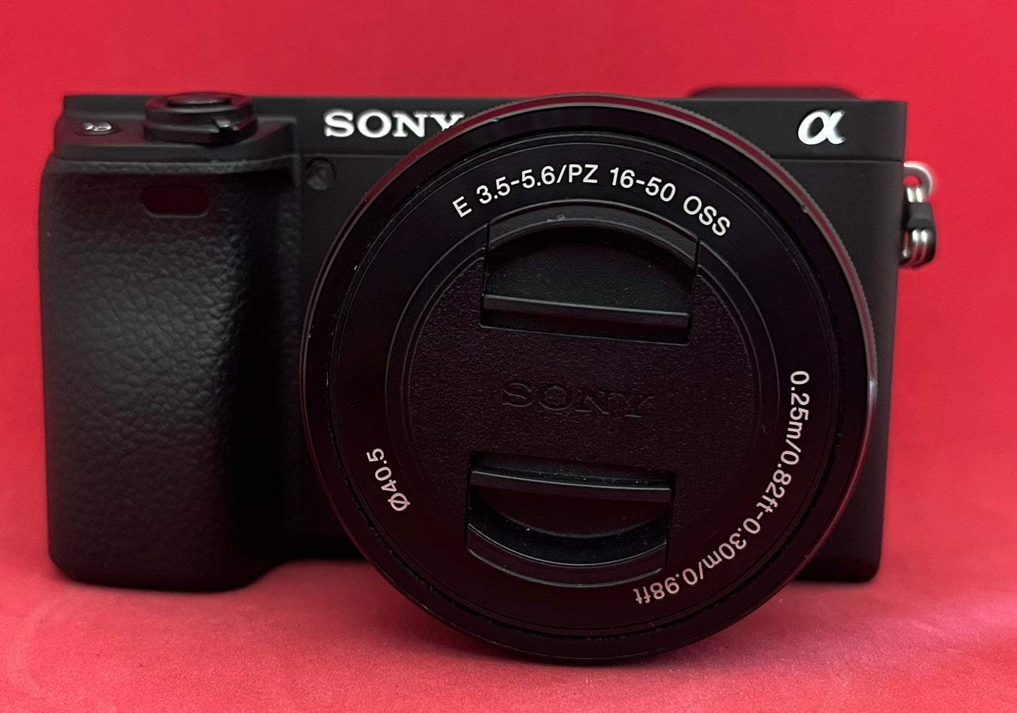 Sony Alpha a6400 Mirrorless Digital Camera with 16-50mm Lens (used)