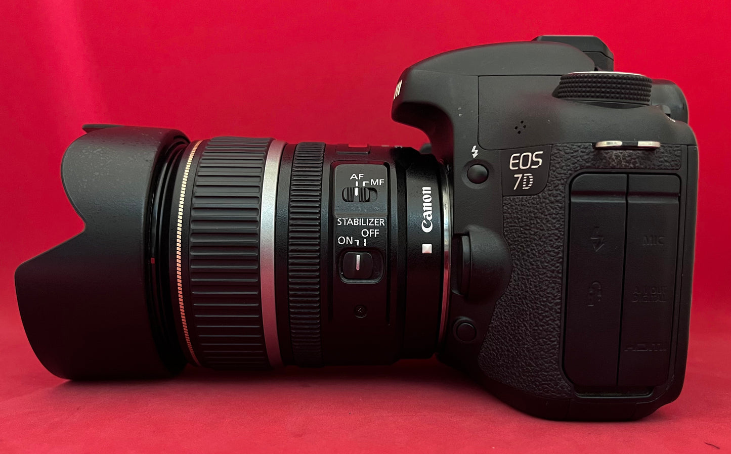 Canon EOS 7D DSLR Camera + 17-85mm lens (used)