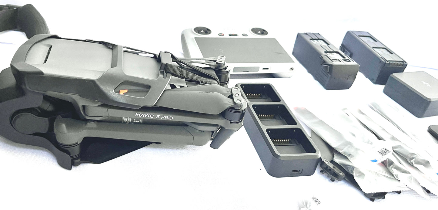 DJI Mavic 3 Pro Fly More Combo with RC Controller (used)