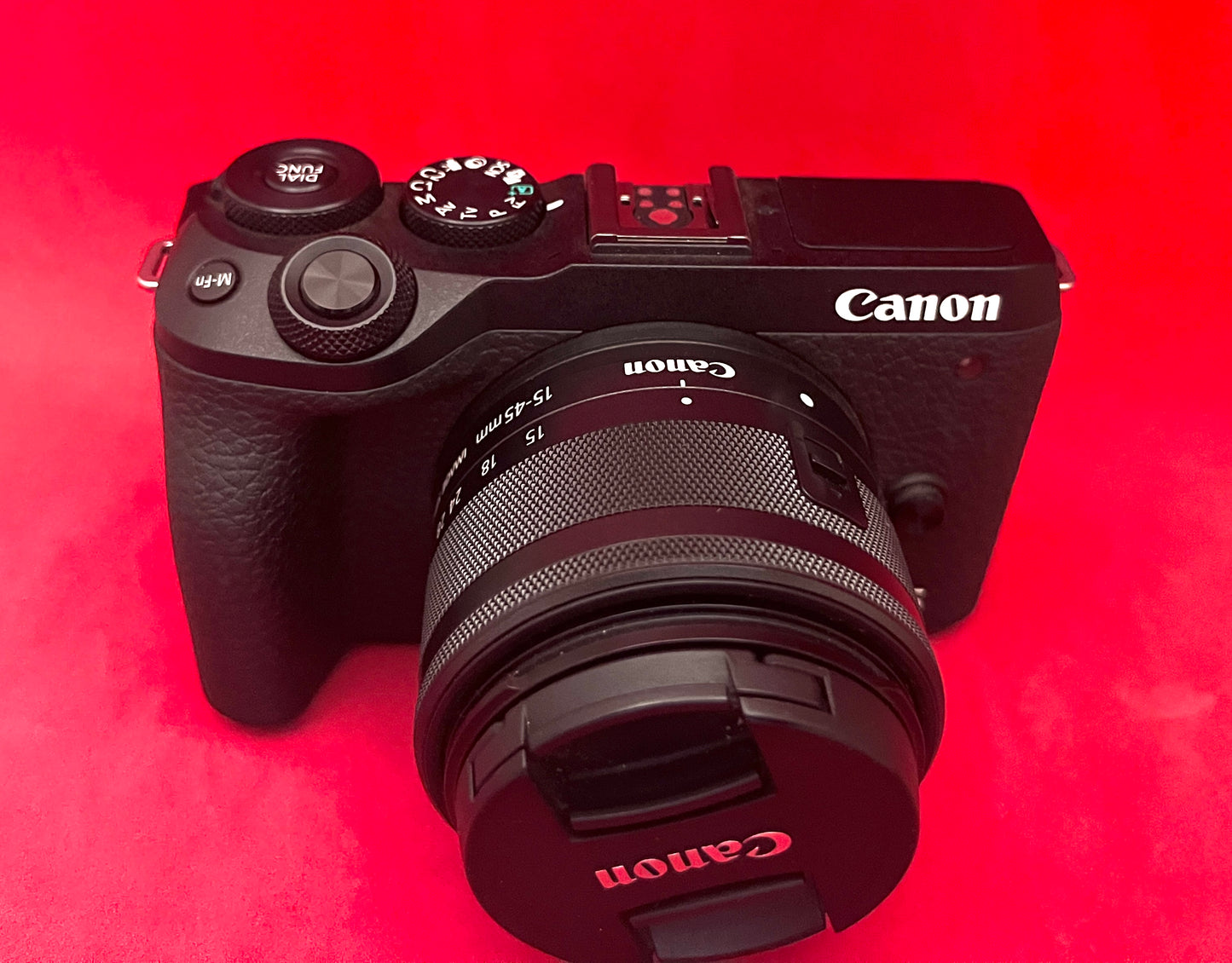 Canon EOS M6 Mark II + 15-45mm – Mirrorless Camera Kit (used)