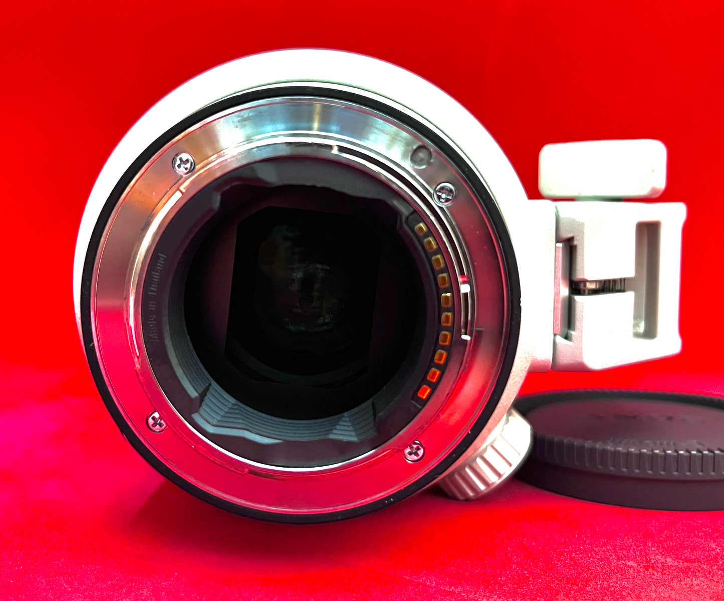 Sony FE 70-200mm f/2.8 GM OSS Lens (used)