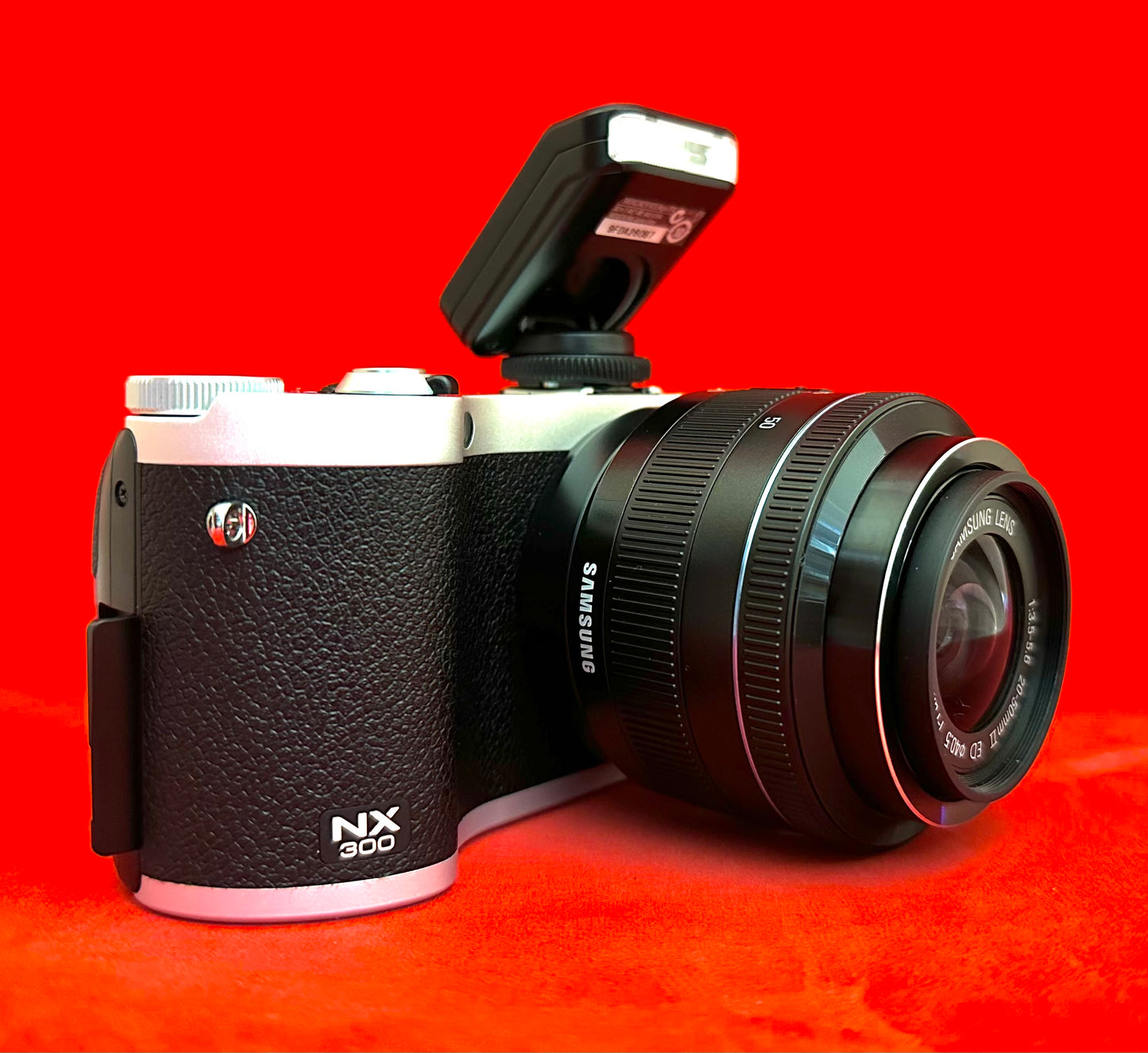 Samsung NX300 Mirrorless Camera and 12-50mm Lens (used)