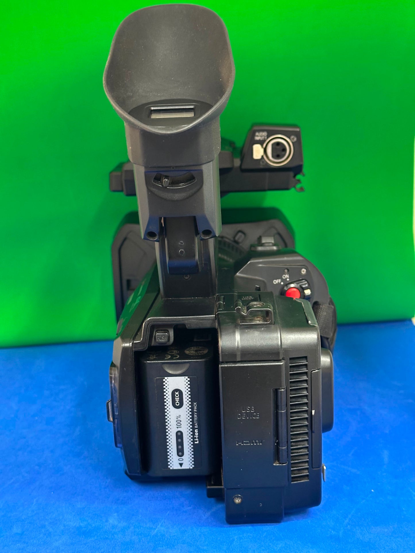 Panasonic AG-UX90 4K Professional Camcorder (used), like new