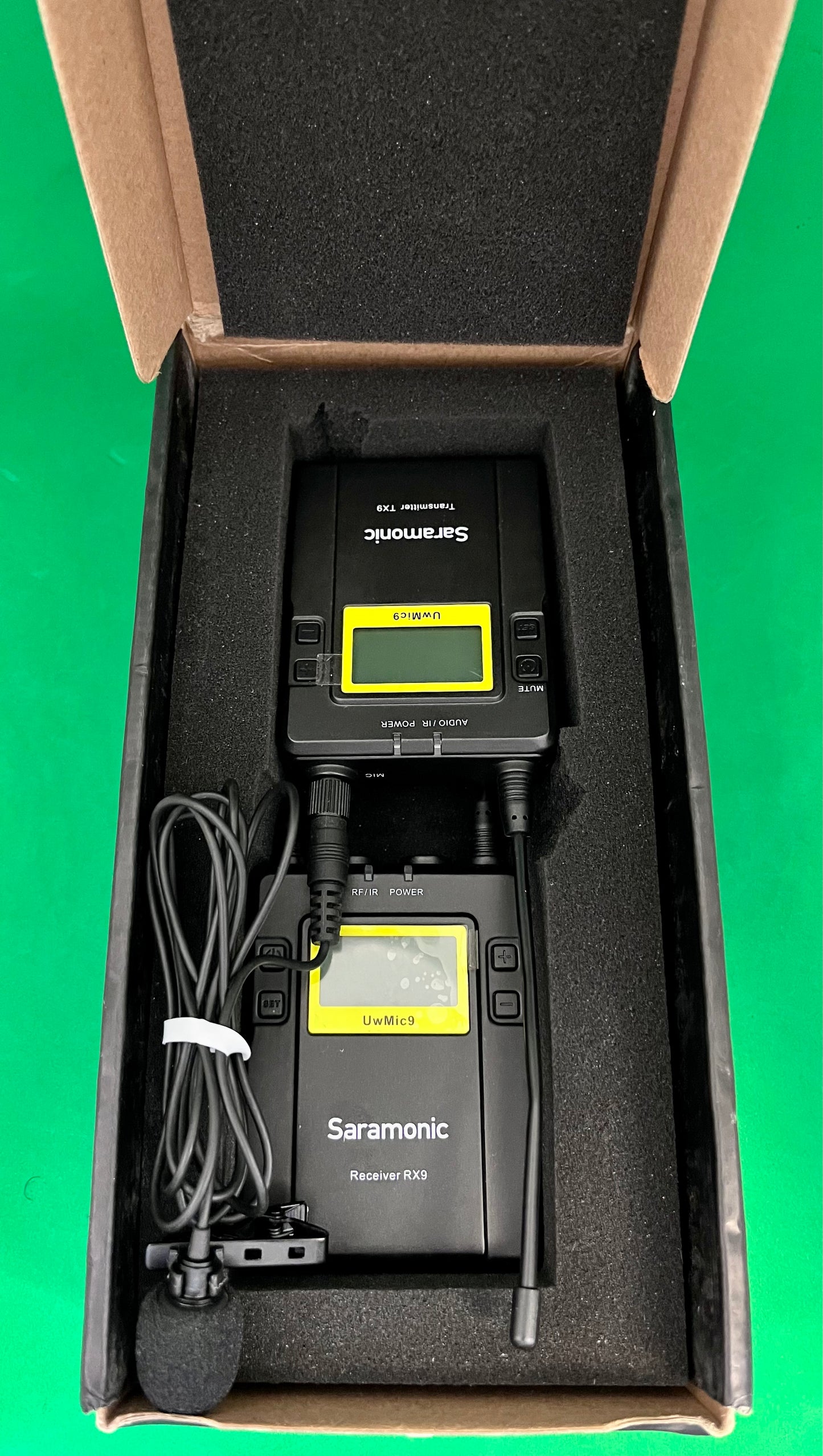 Saramonic UwMIC9 RX9+TX9 UHF Wireless Mic System, Dual-Channel Receiver (used)