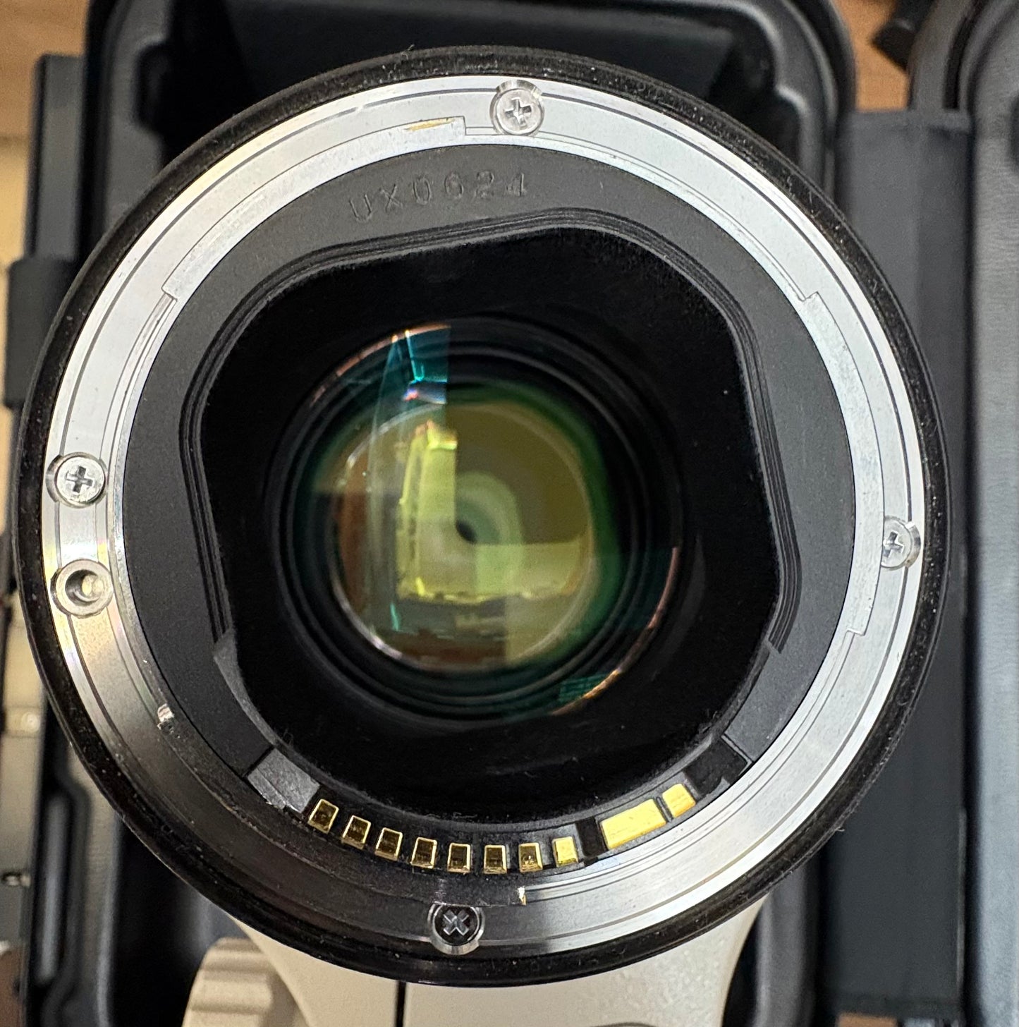 Canon EF 300mm f/2.8 L IS USM Excellent (Used)