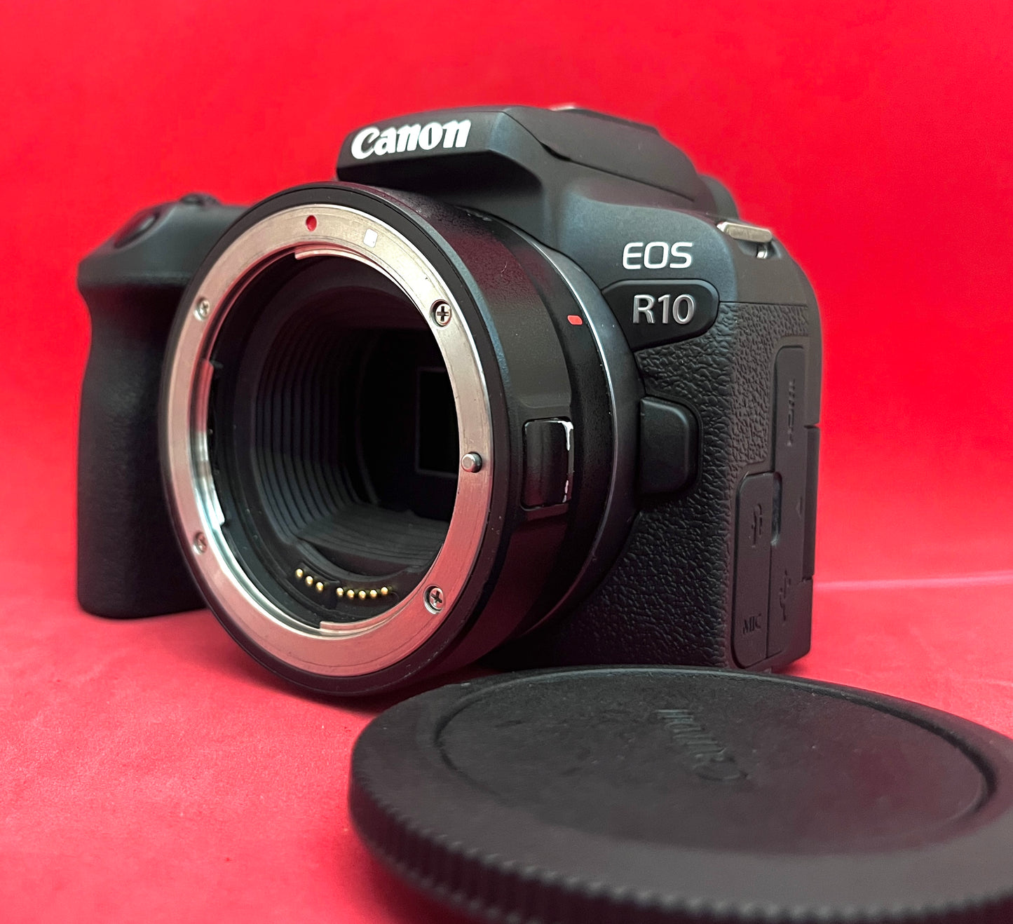 Canon EOS R10 Body + Mount Adapter EF-EOS R (used)
