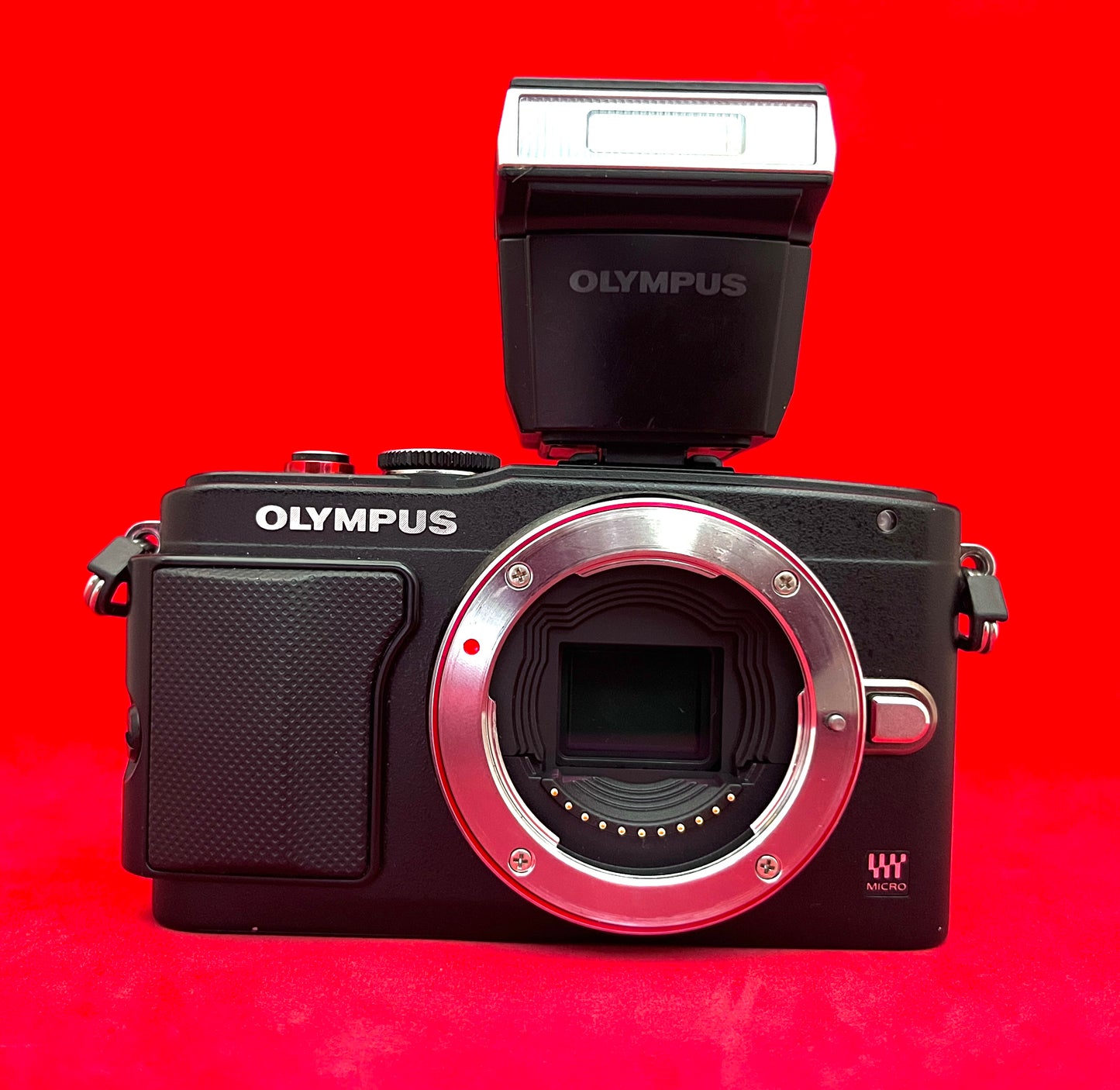 Olympus PEN E-PL6 body (used)