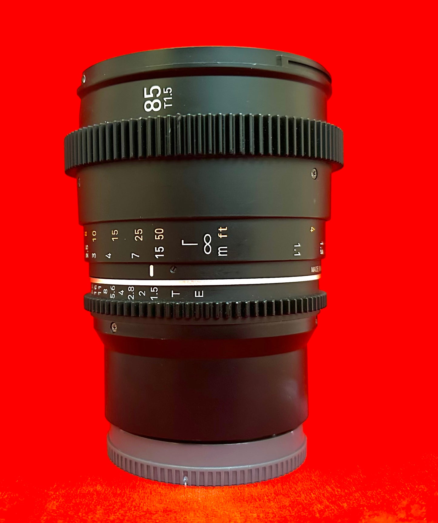 Samyang VDSLR 85mm T1.5 MK2 Cine Lens for Sony FE Mount Full Frame (used)