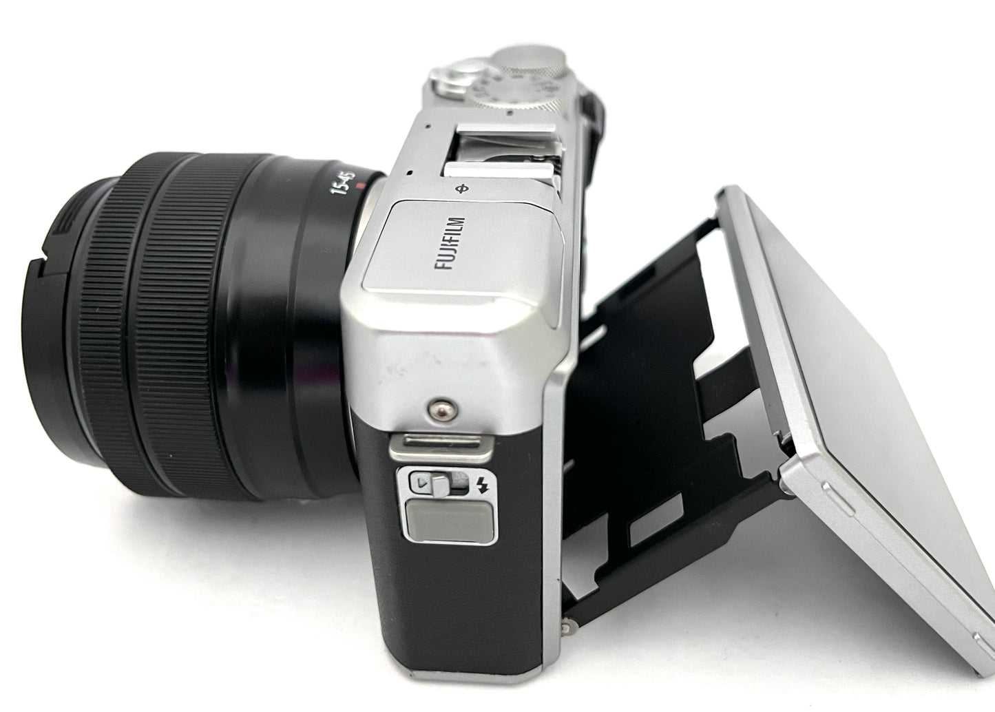 Fujifilm Mirrorless Digital Camera X-A5 + 15-45mm Lens Silver (used)