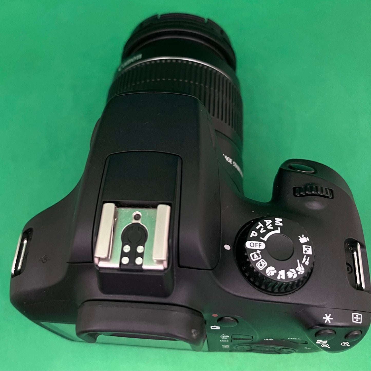 Canon EOS 4000D dslr EF-S 18-55mm F/3.5-5.6 III Zoom Lens (used)
