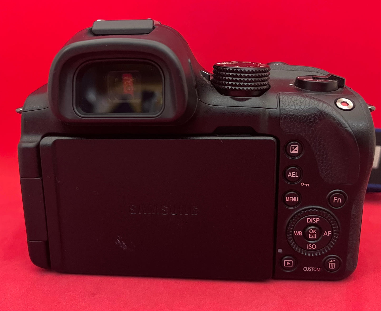 Samsung NX30 Digital Camera (used)
