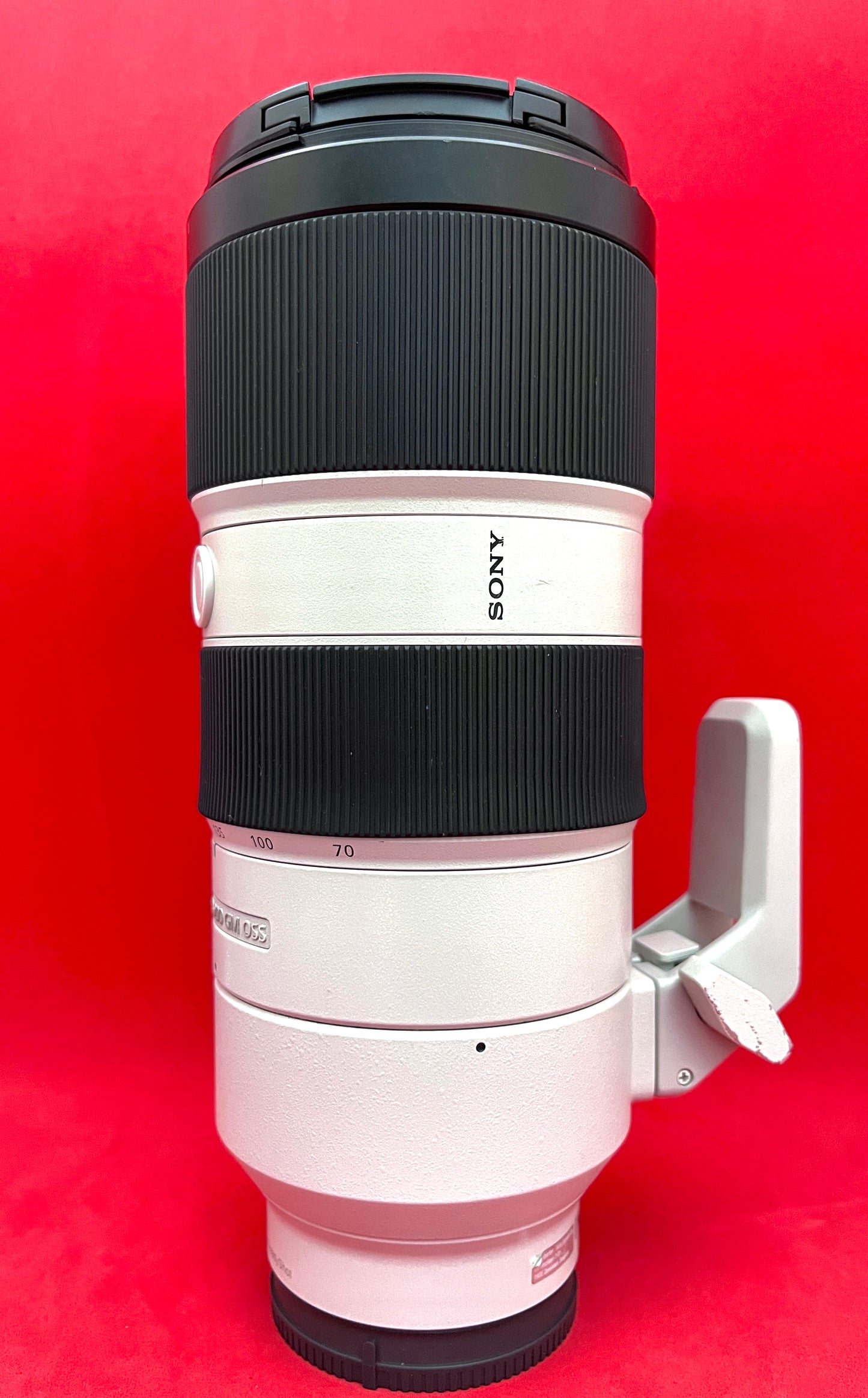 Sony FE 70-200mm f/2.8 GM OSS Lens (used)