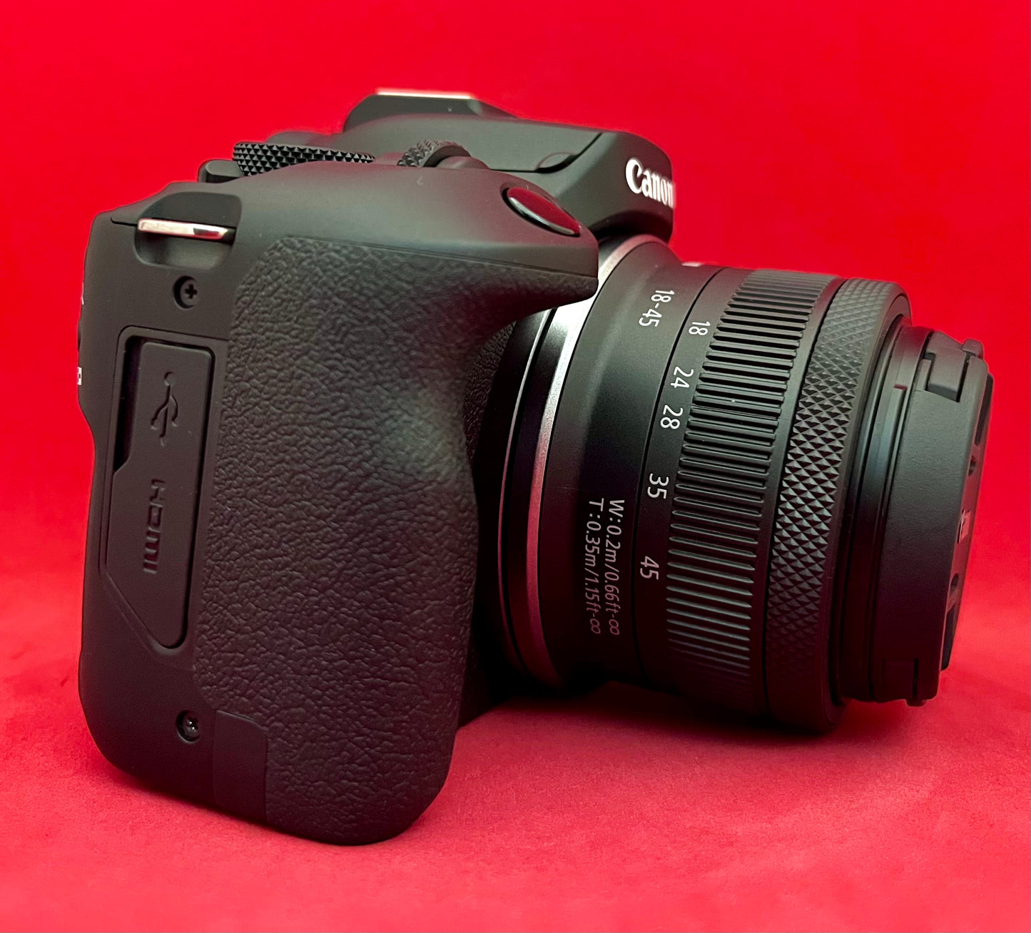 Canon EOS R100 Mirrorless Camera + RF-S 18-45mm Lens (used)