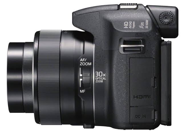 Sony Cyber-shot DSC-HX200V Digital Camera (used)