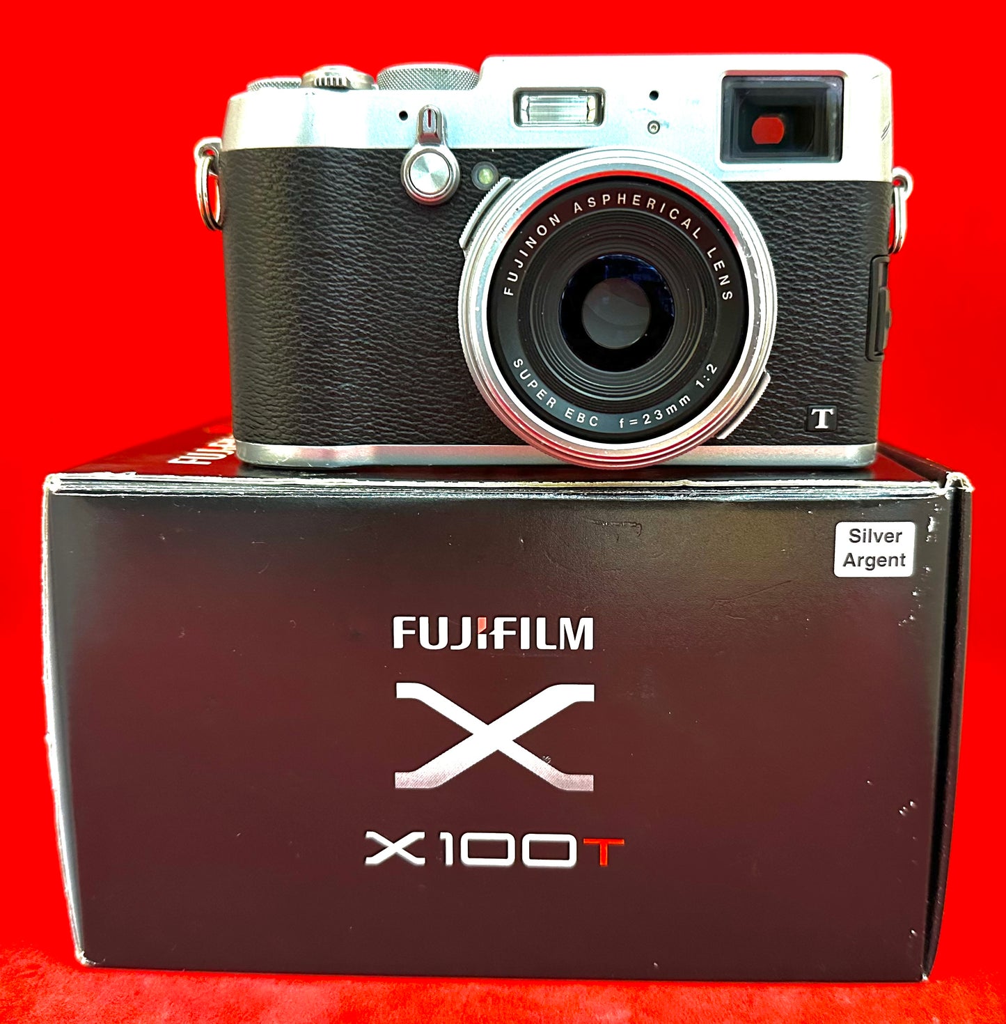 Fujifilm X100T Digital Camera Silver (used)