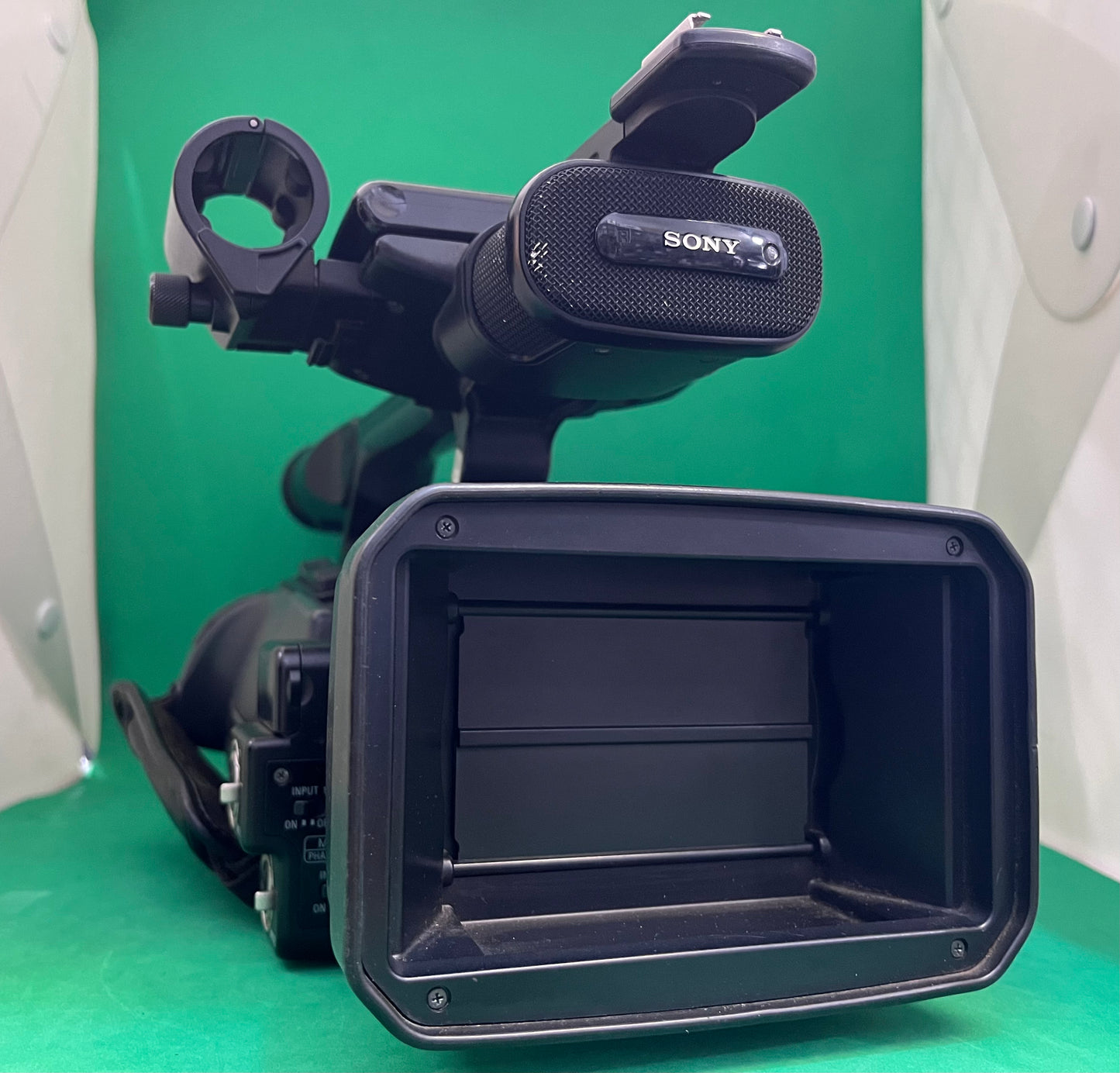 Sony HVR-Z1E HDV 3CCD Handheld Camcorder (used)