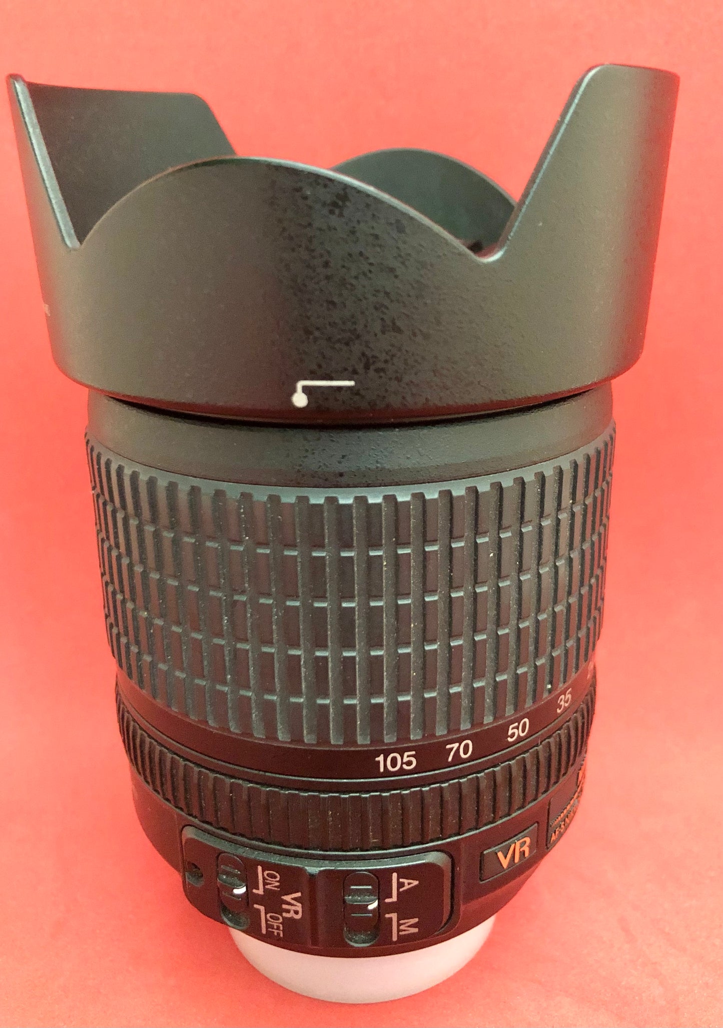 Nikon AF-S DX Nikkor 18-105mm f/3.5-5.6G ED Lens (USED)