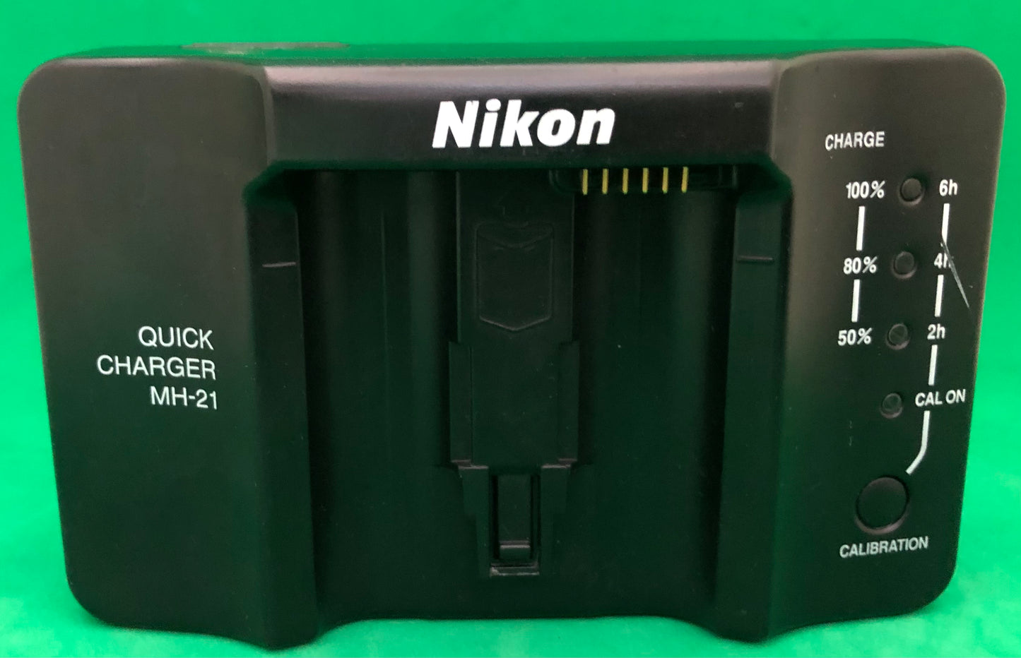 Nikon MH-21 Quick Charger for Nikon EN-EL4 & EN-EL4a Battery Original (used)