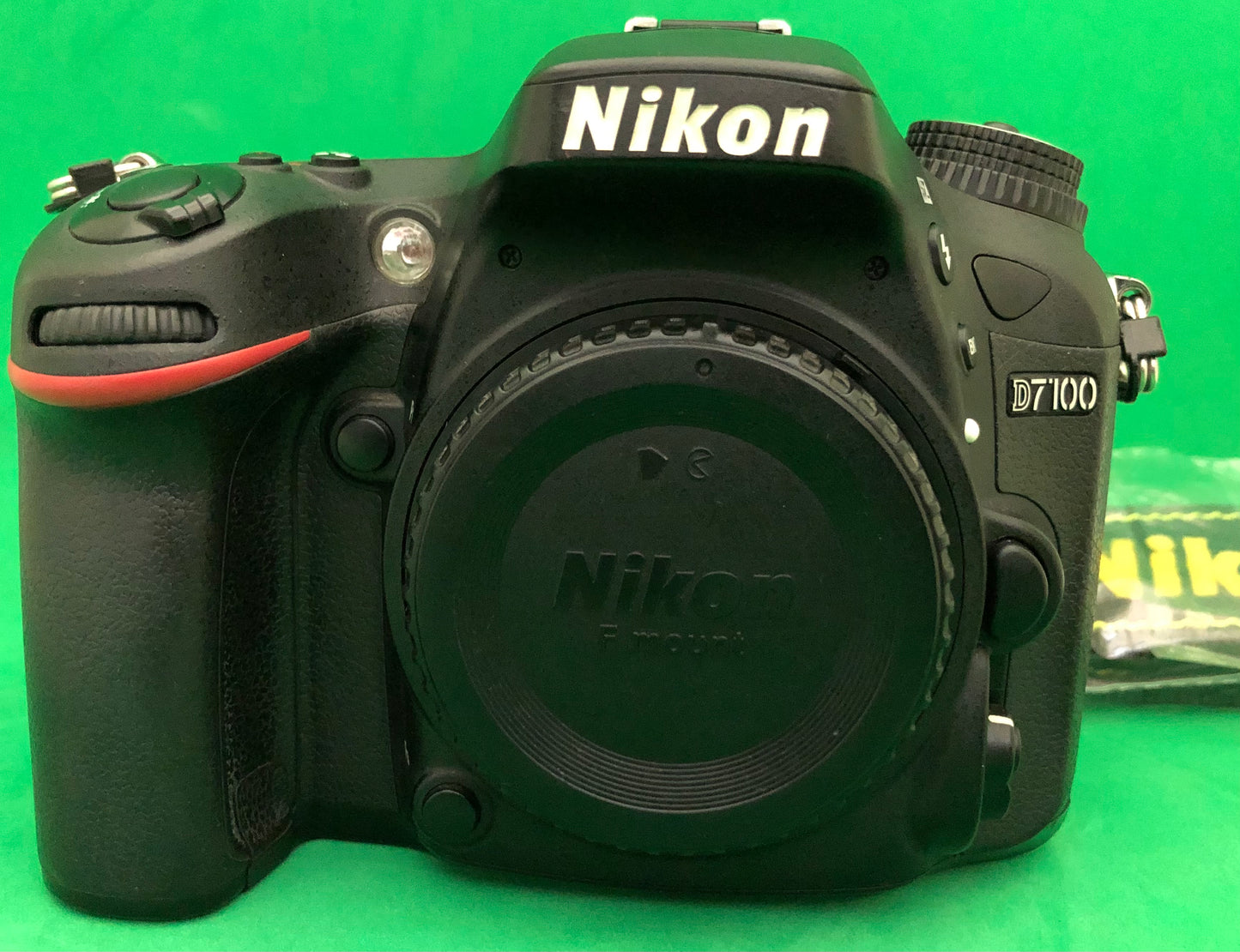 Nikon D7100 Body (Used)