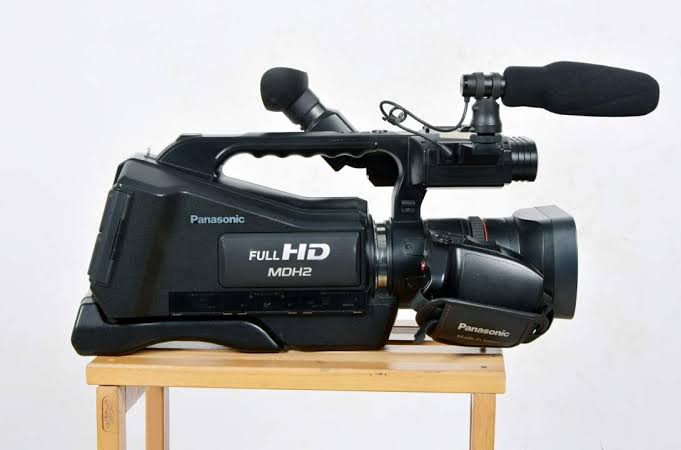 Panasonic HC-MDH2 AVCHD Video Camera/Camcorder (used)
