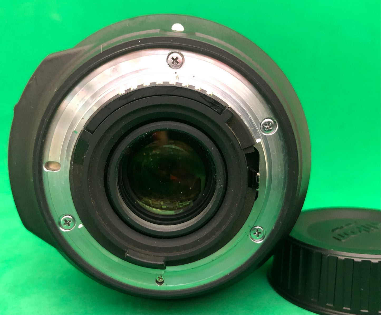 Nikon AF-S 18-300mm f/3.5-5.6 G ED DX VR (used)