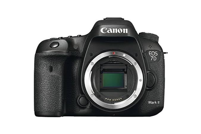 Canon EOS 7D Mark II Body (Used)
