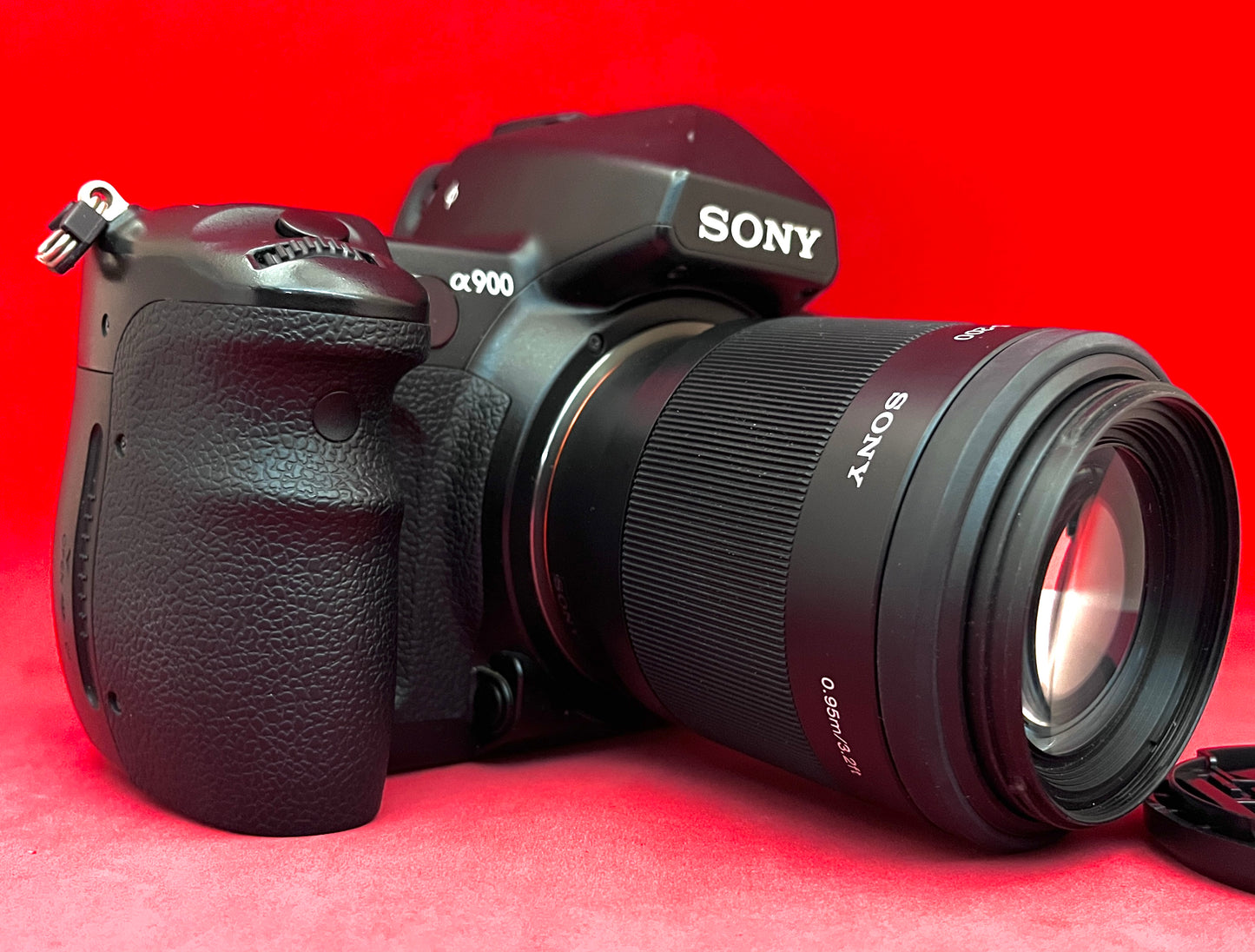 Sony Alpha DSLR-A900 SLR Digital Camera + 55-200mm lens (used)